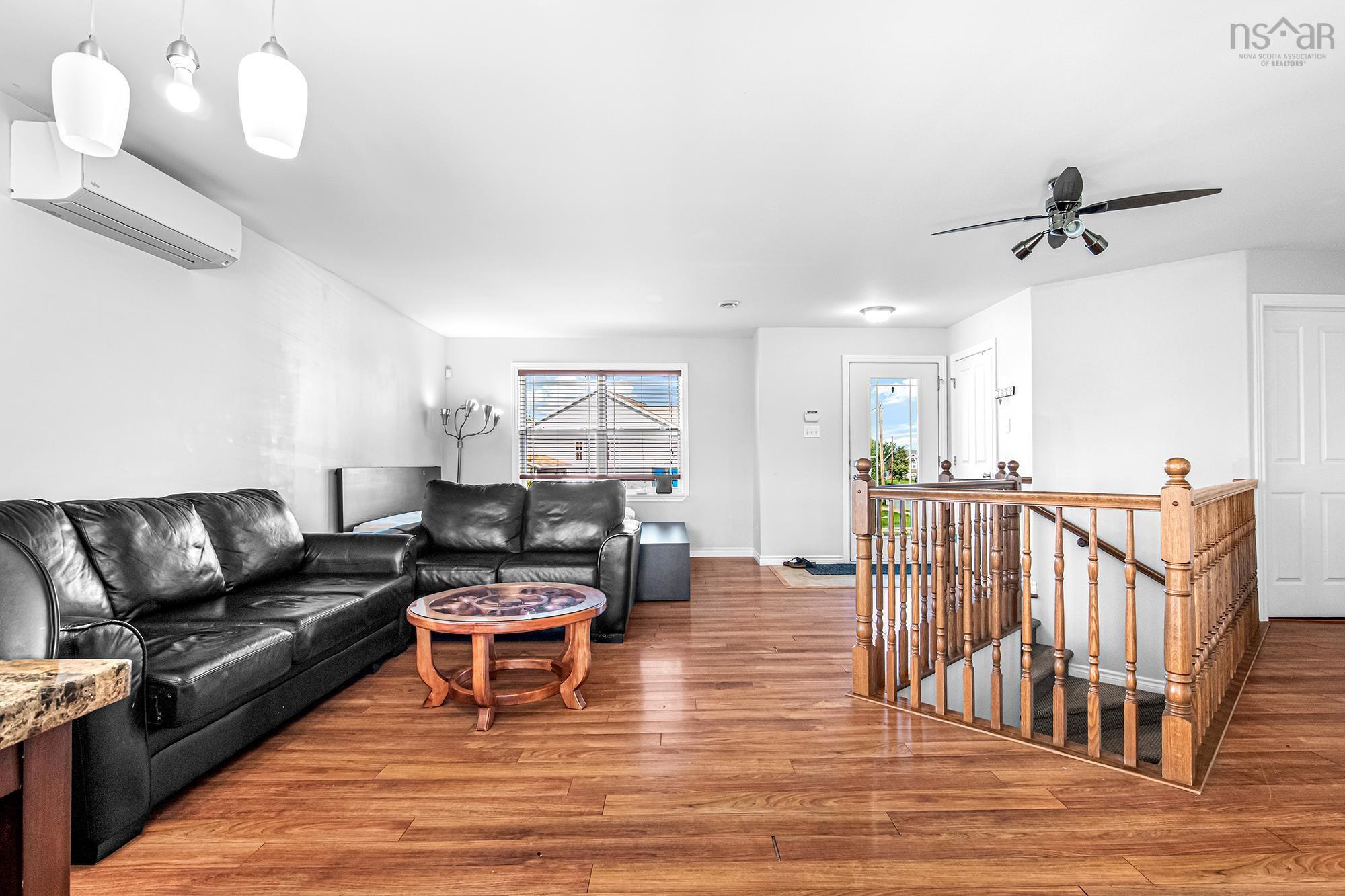View image 12