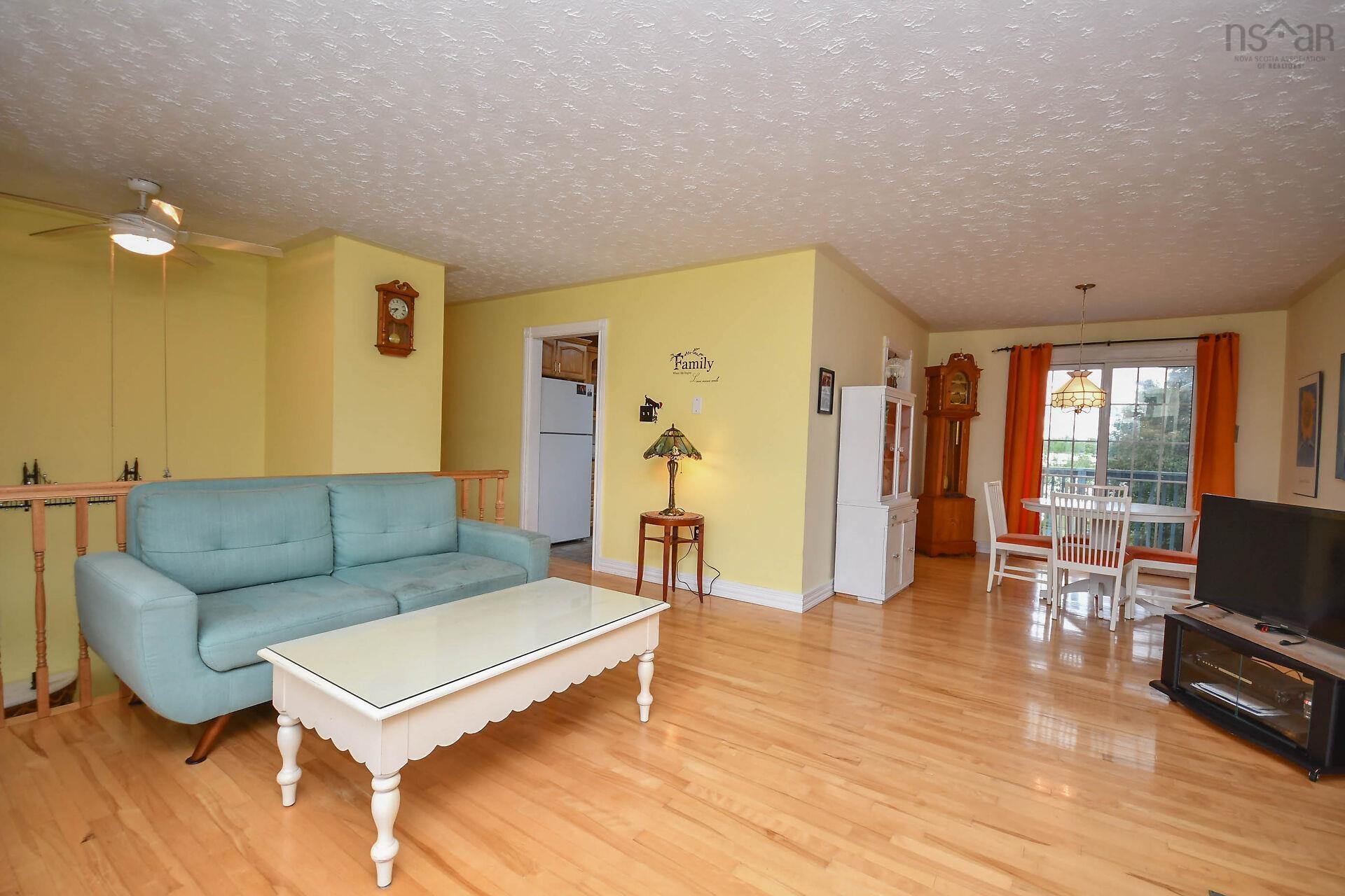 View image 15