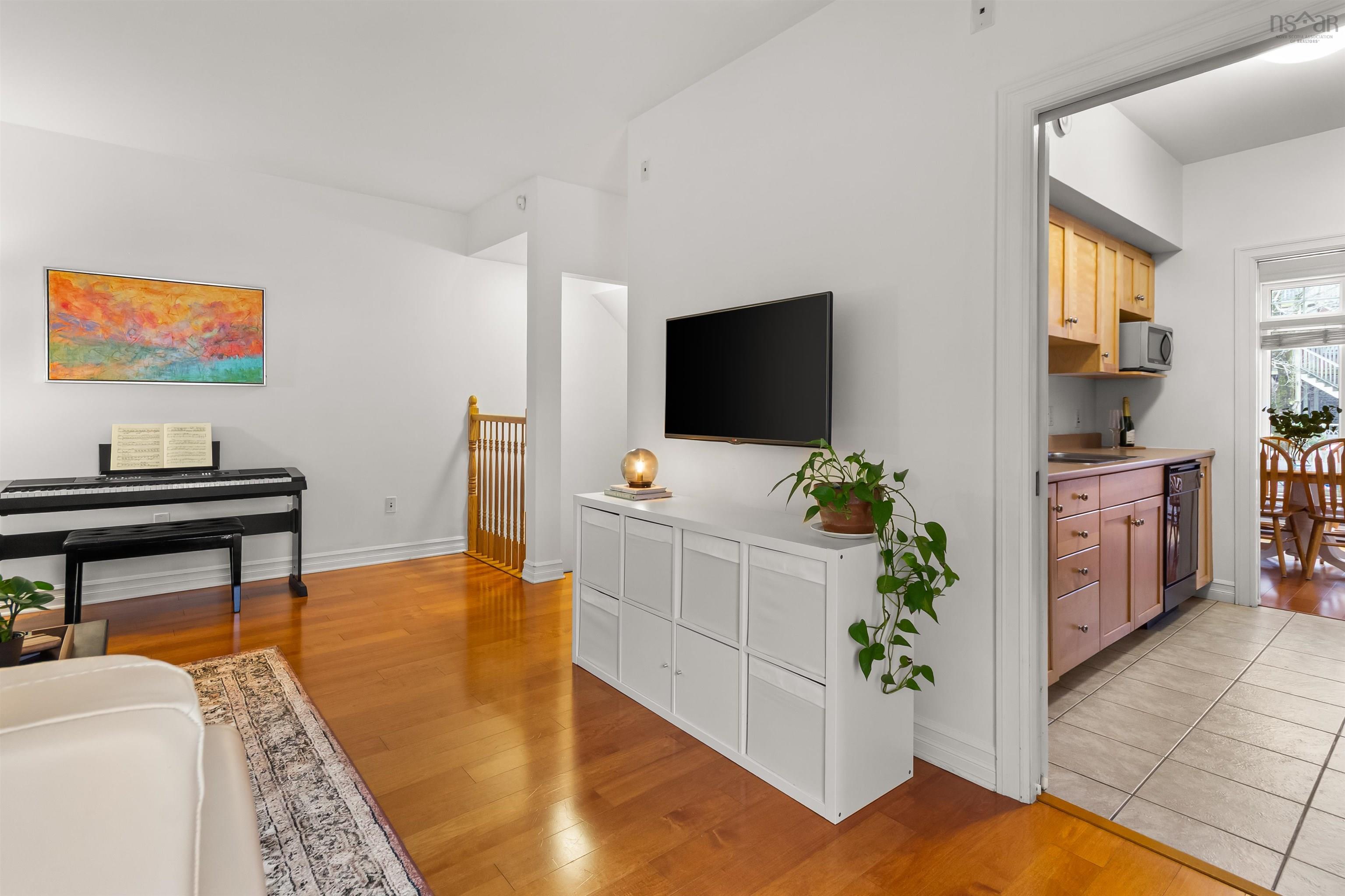 View image 11