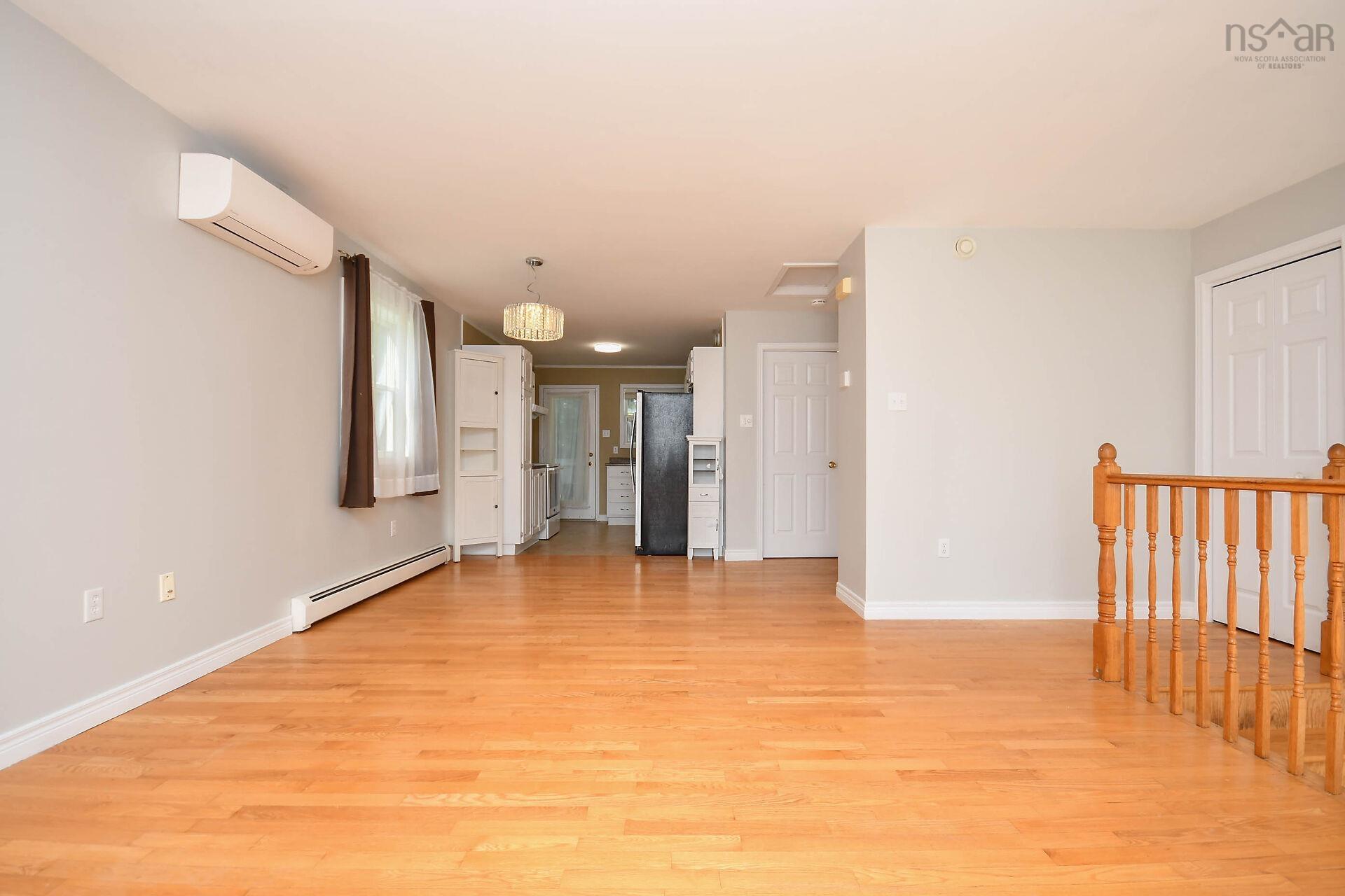 View image 11