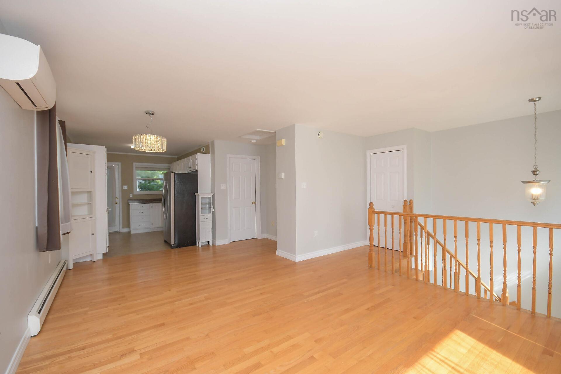 View image 9