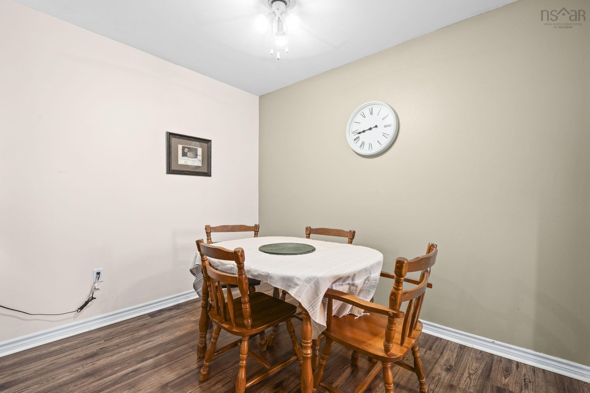 View image 9