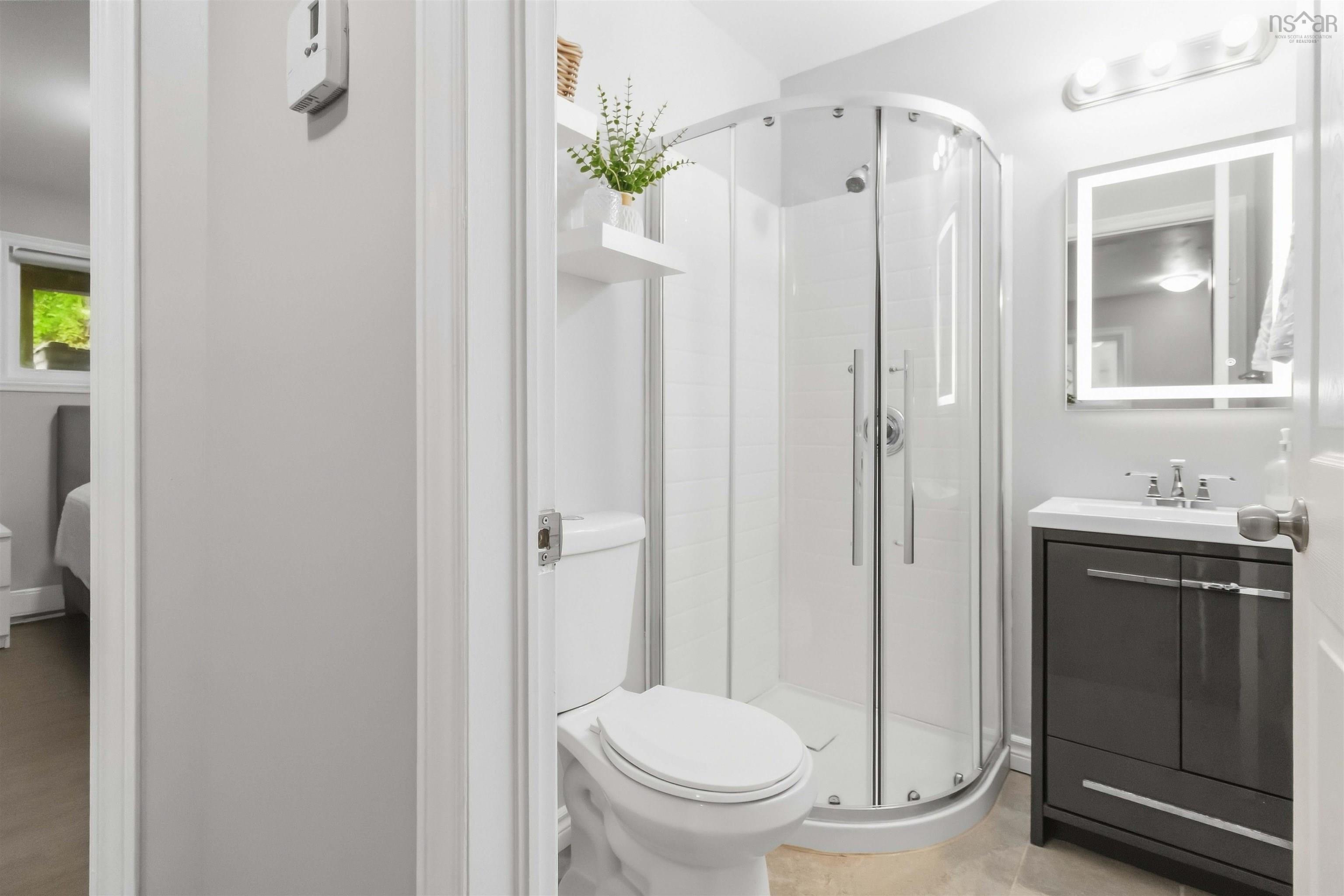 View image 16
