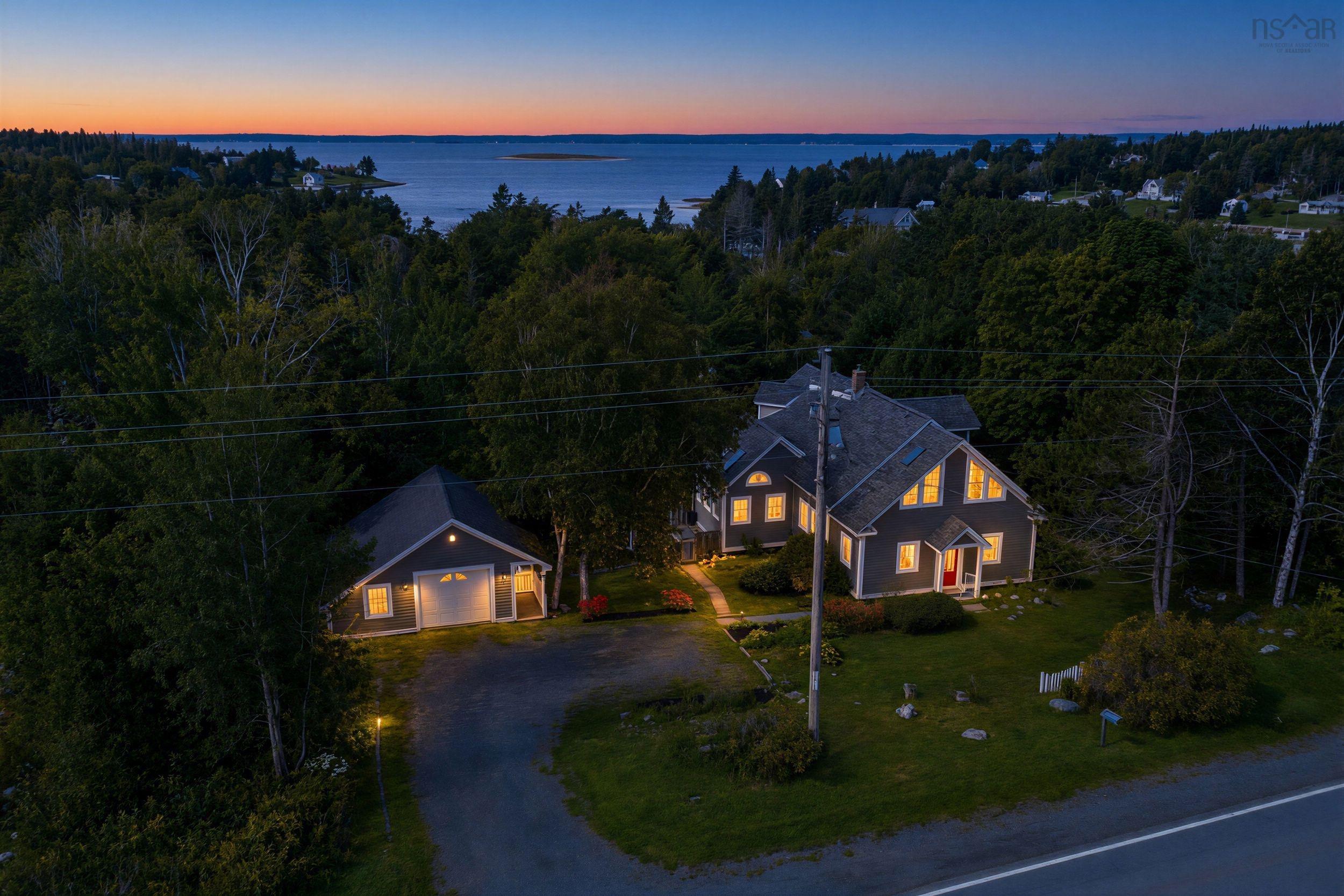 Thumbnail image for 11278 Peggys Cove Road MLS<sup>®</sup> 202624091