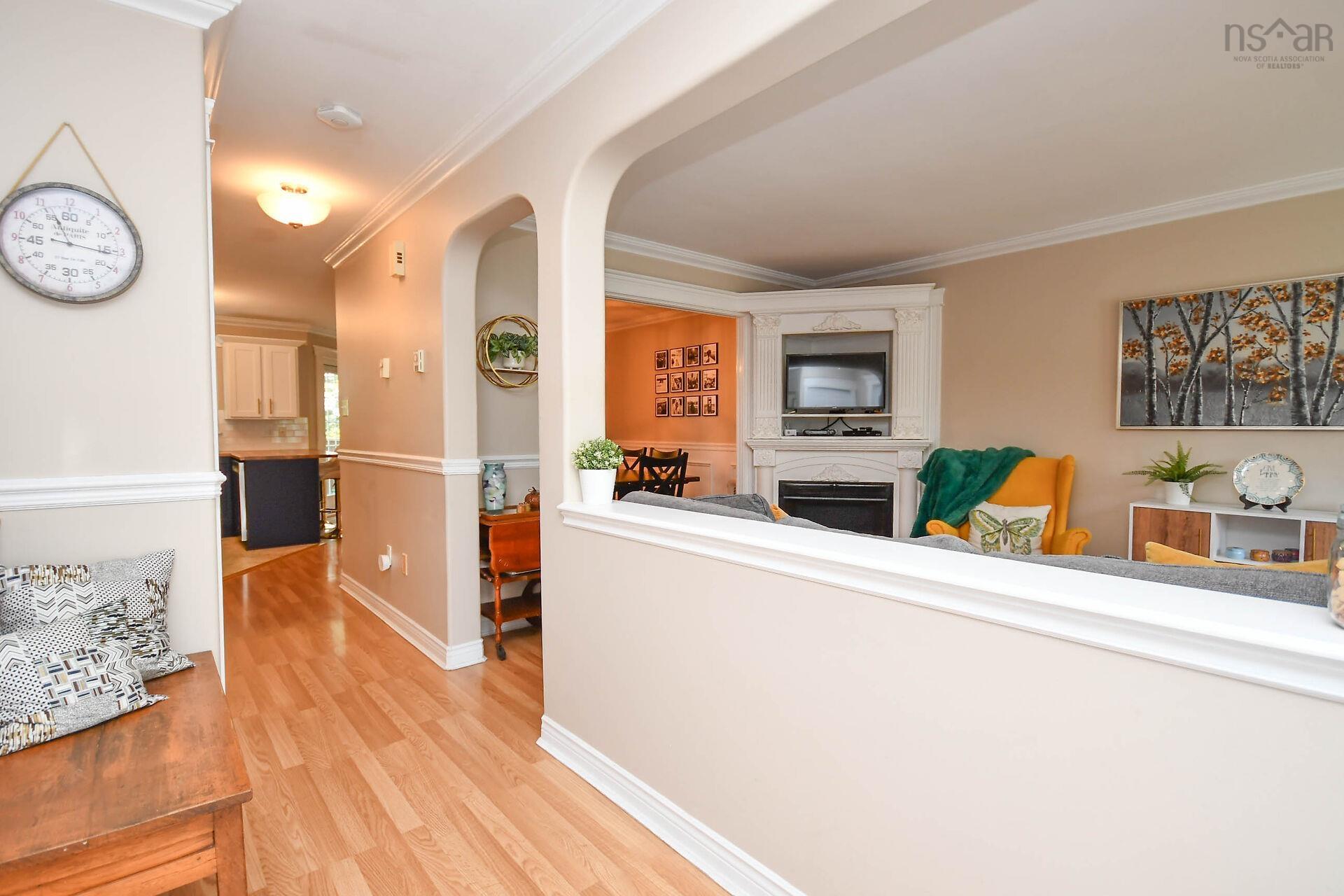 View image 9