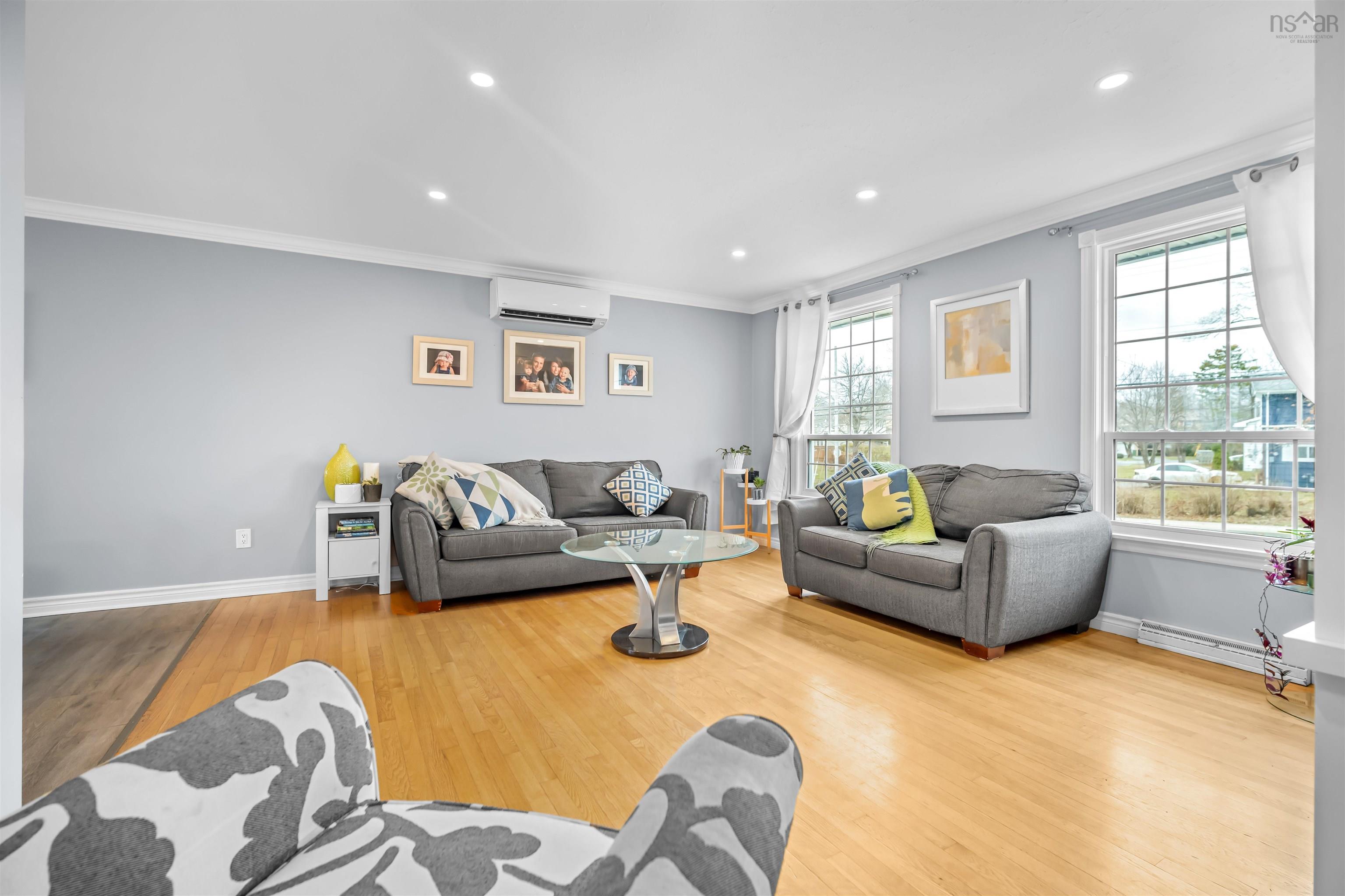View image 11