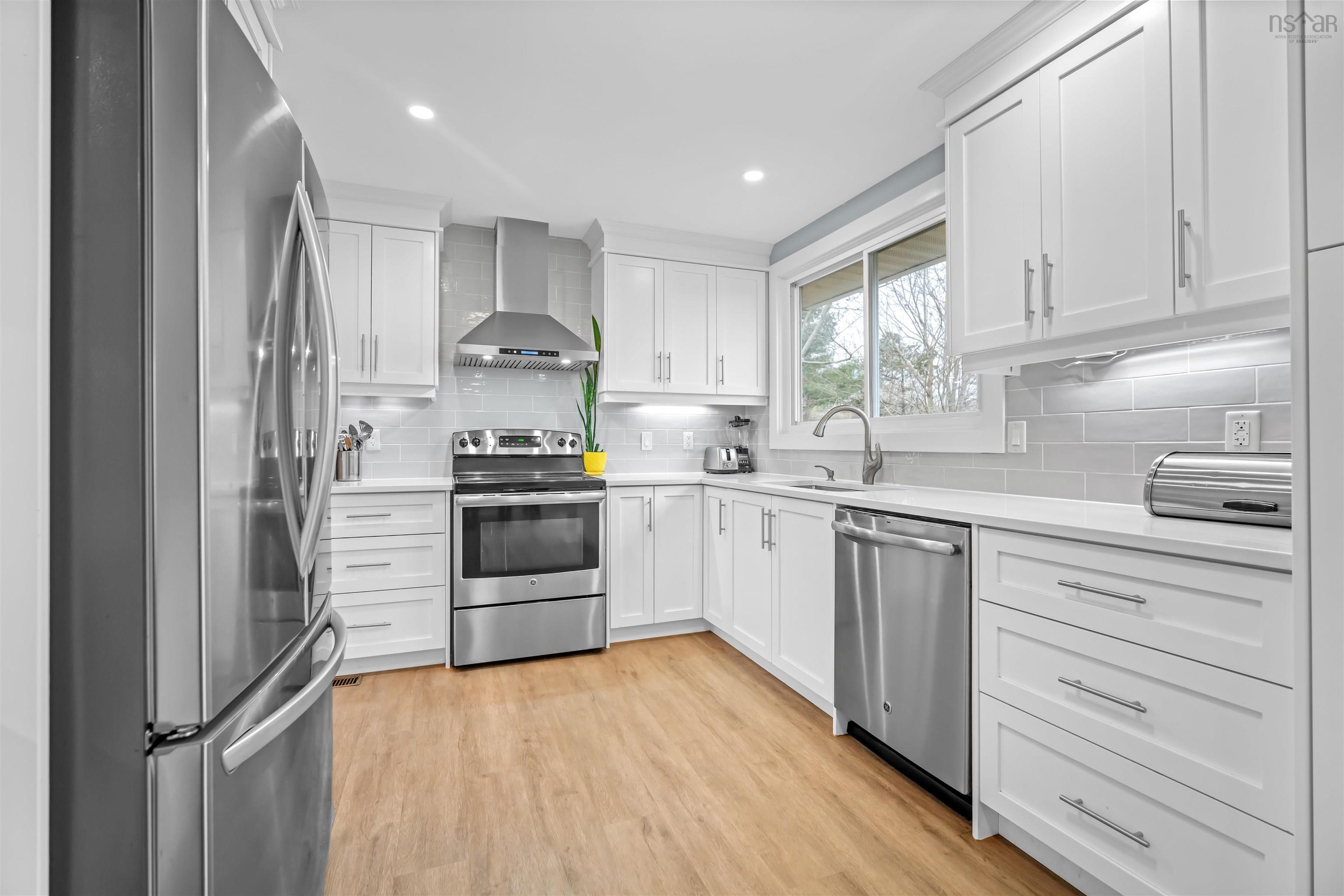 View image 18