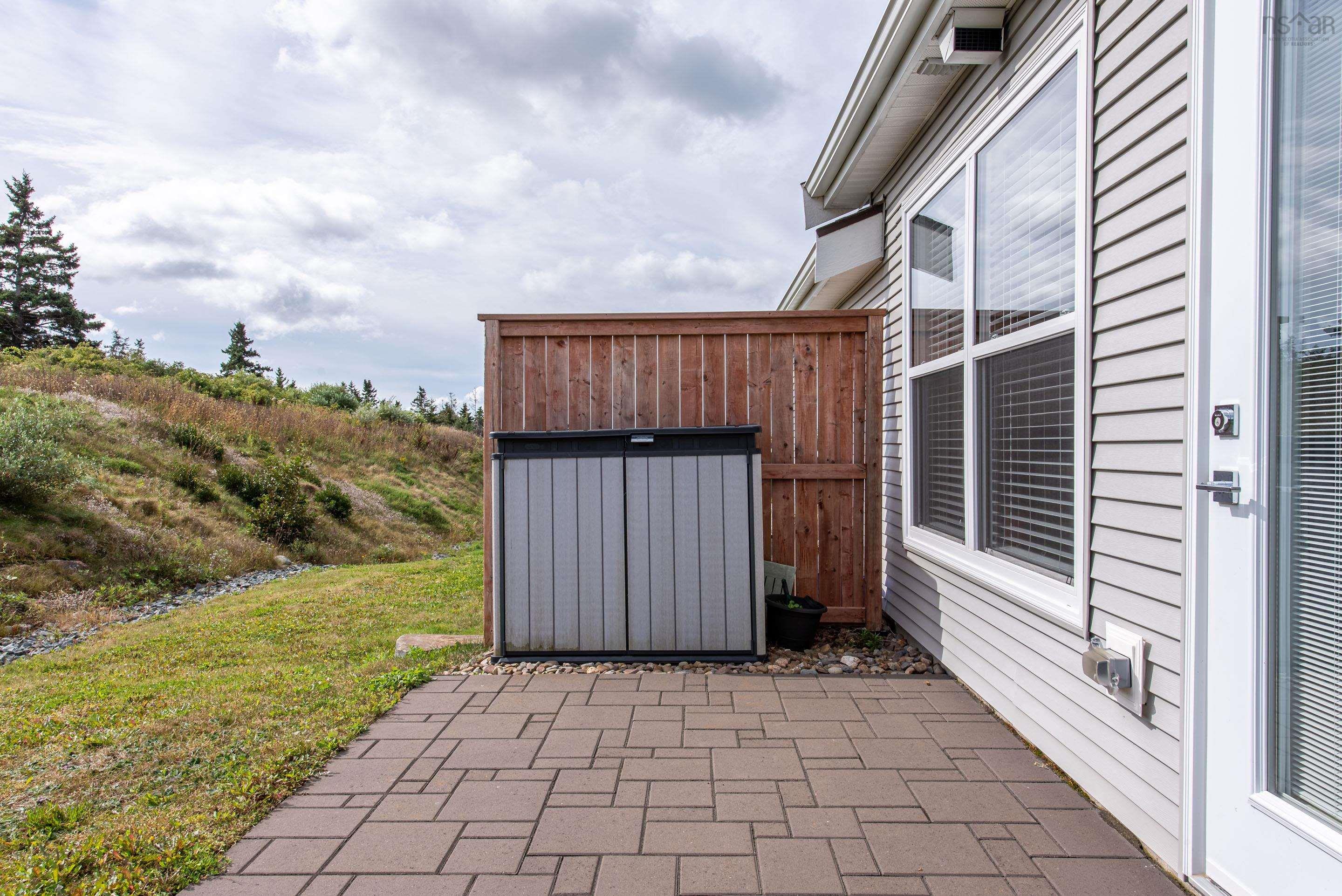 View image 18