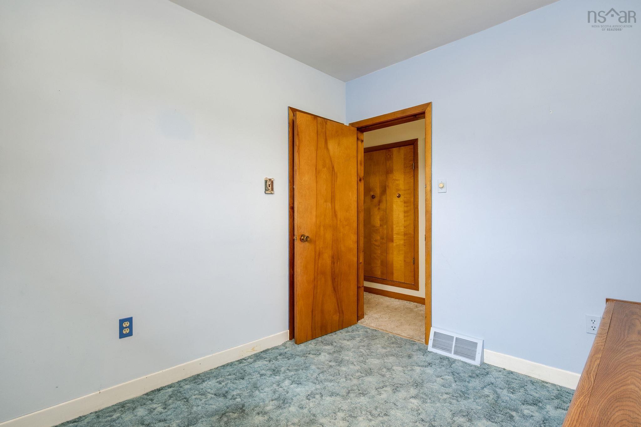 View image 18