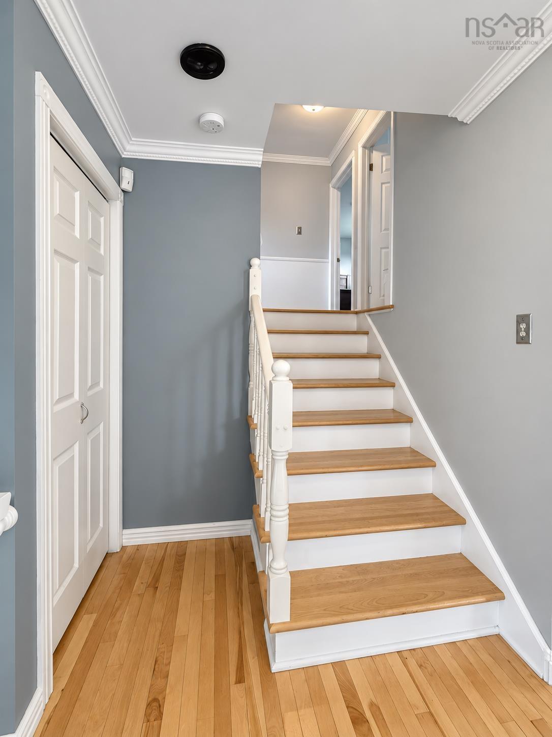 View image 9