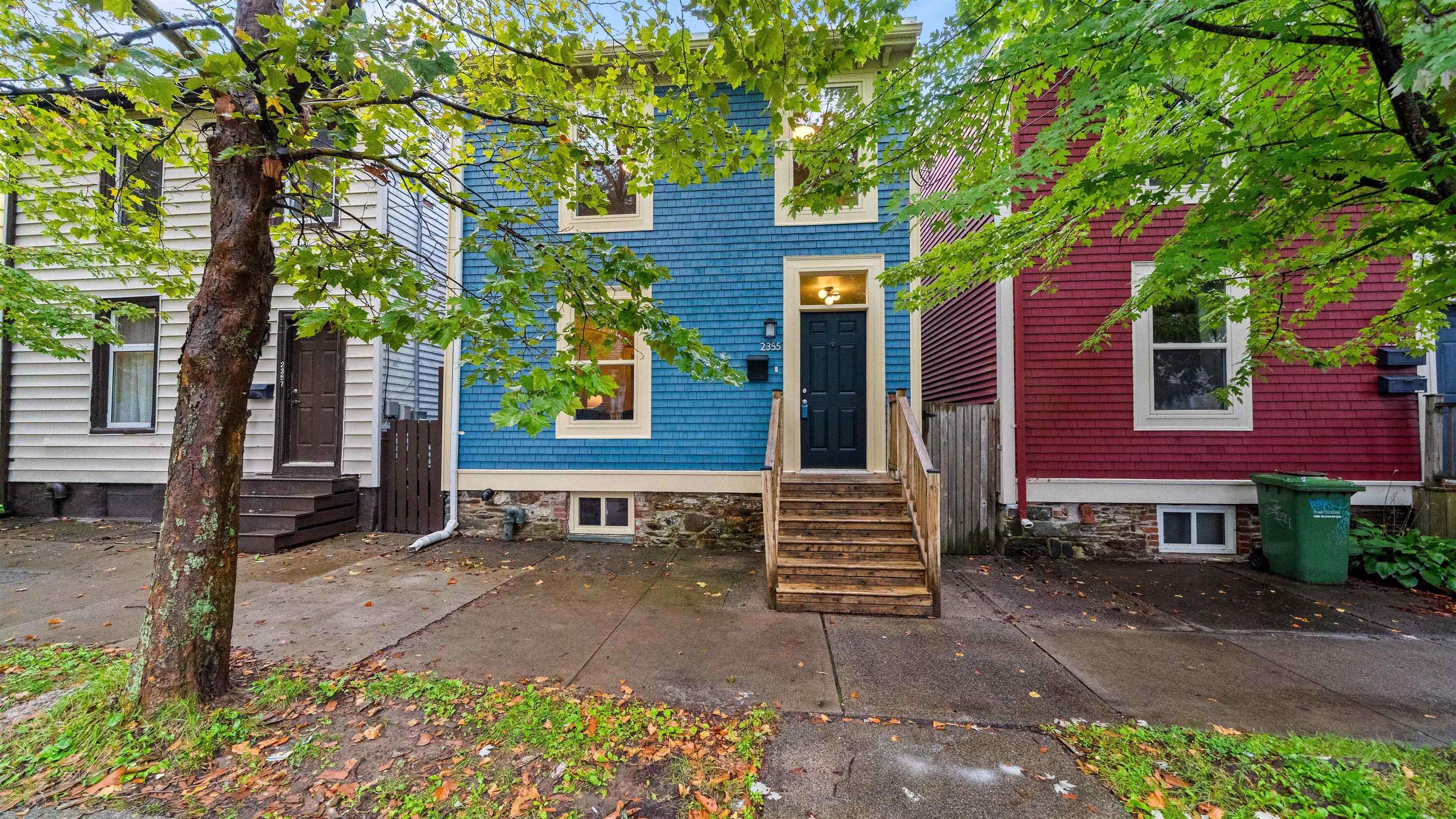 Thumbnail image for 2355 Maynard Street MLS<sup>®</sup> 202624204