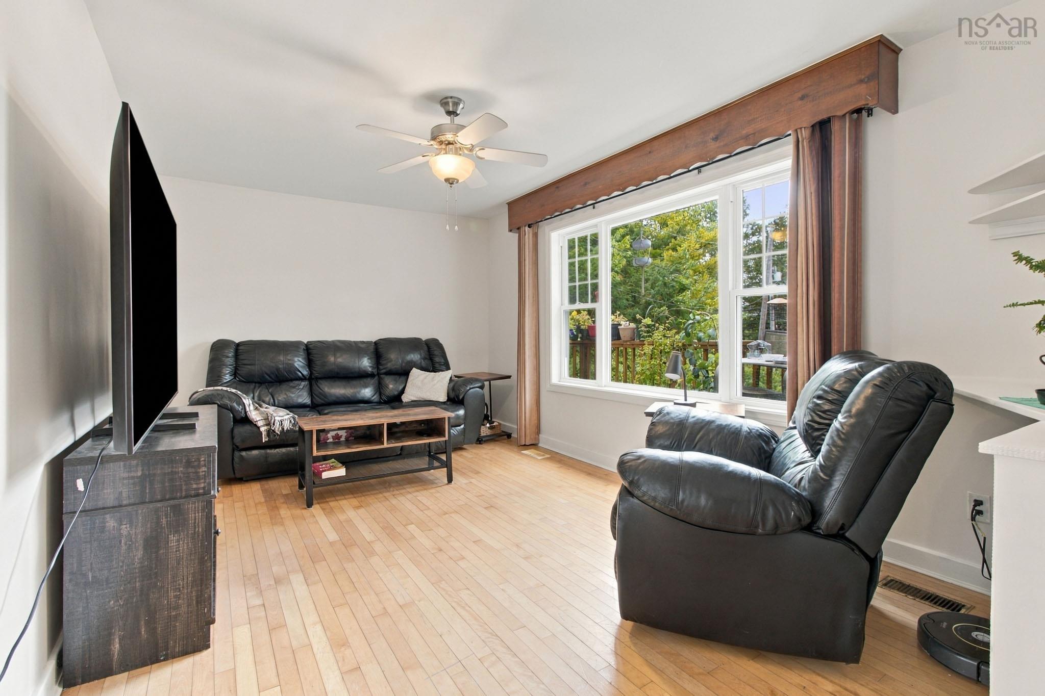 View image 8