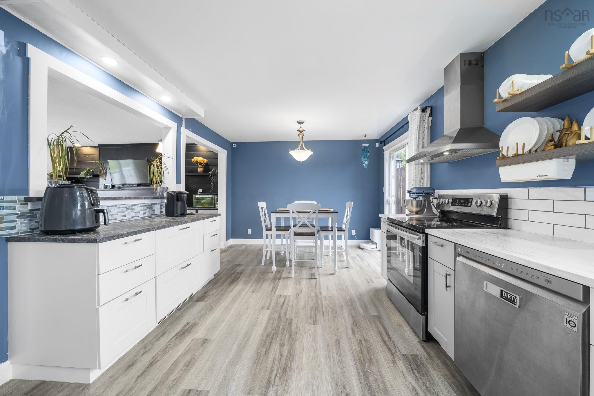 View image 17