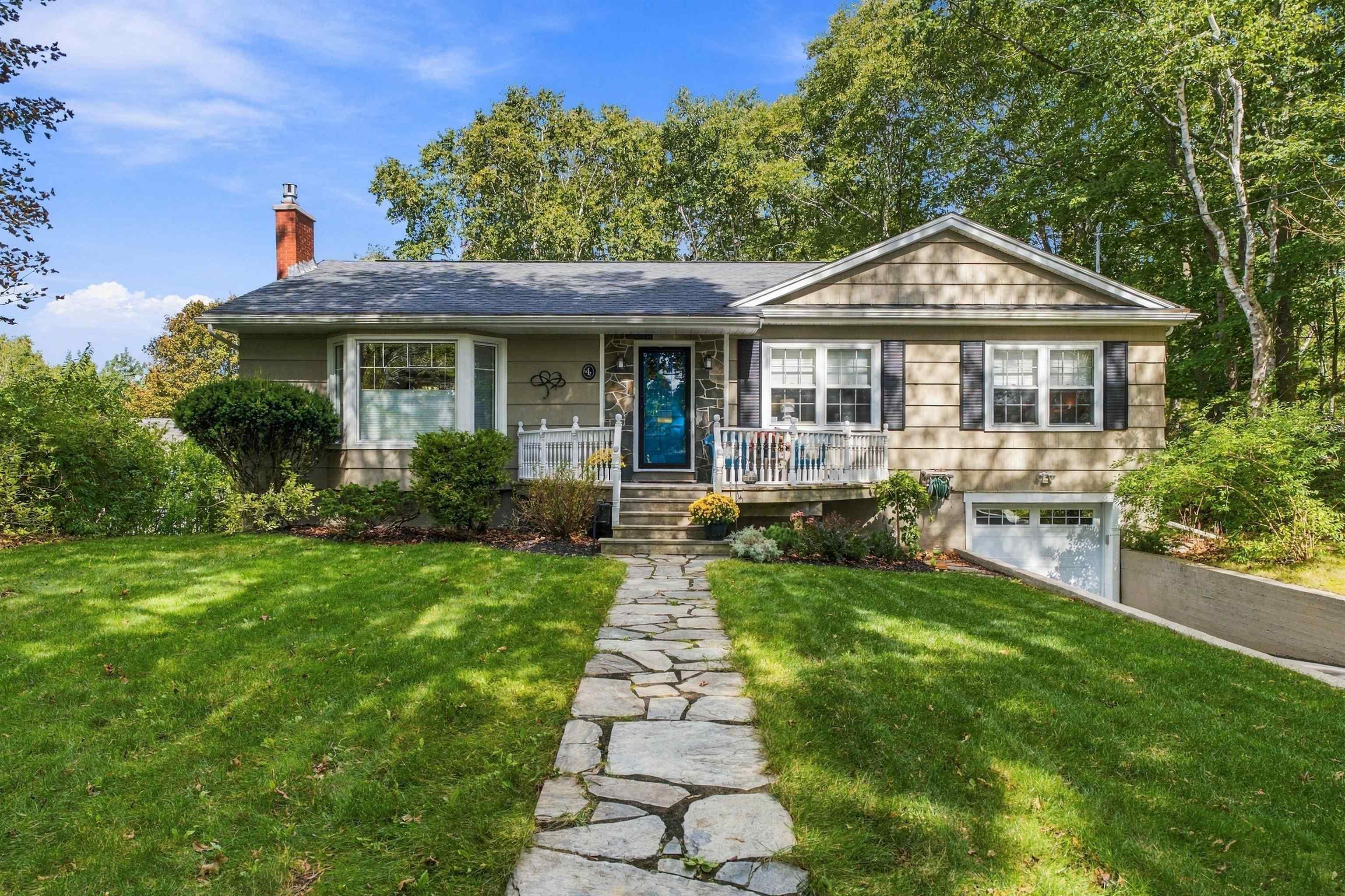 Thumbnail image for 4 Fleming Drive MLS<sup>®</sup> 202624249