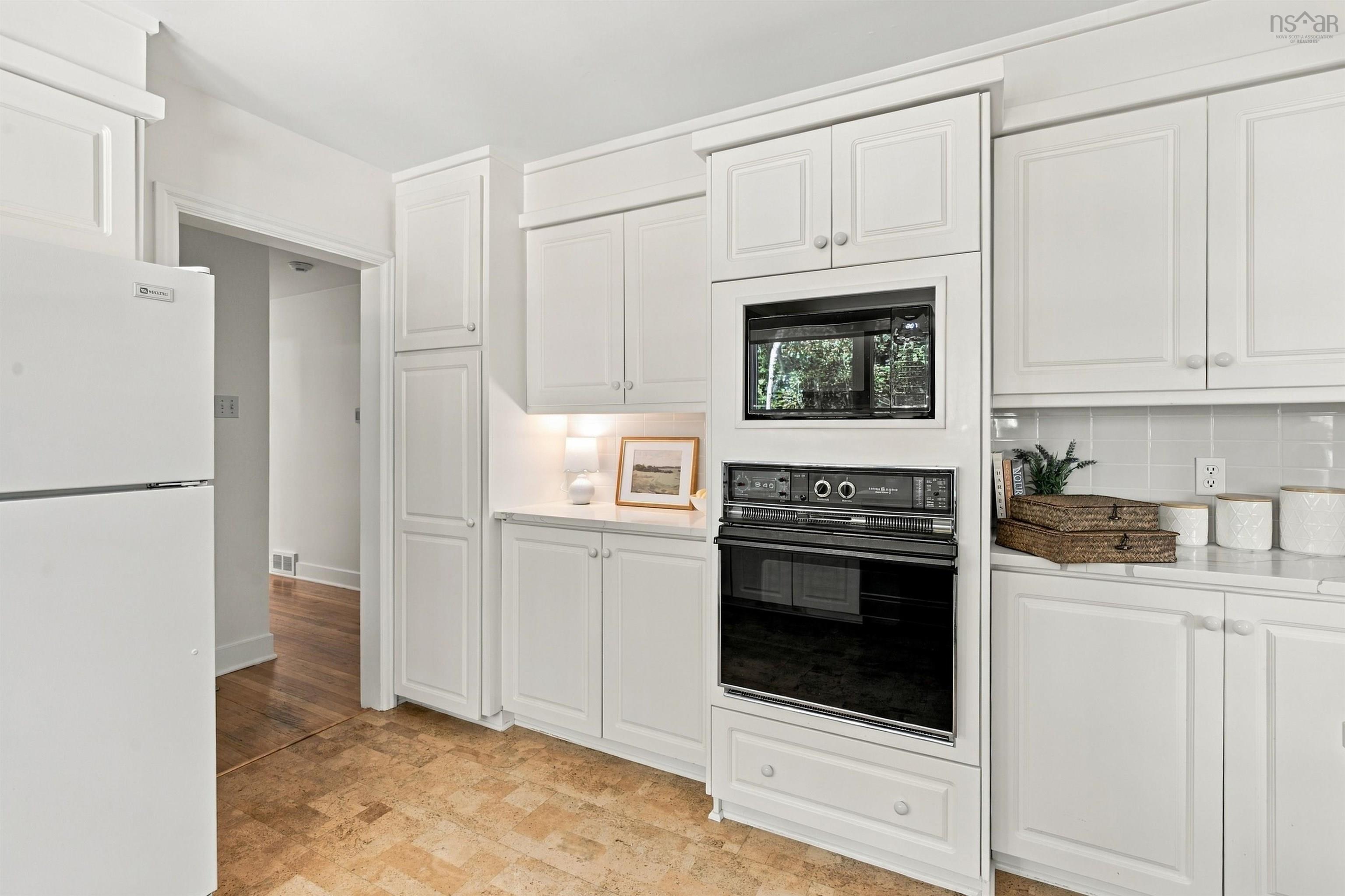 View image 17