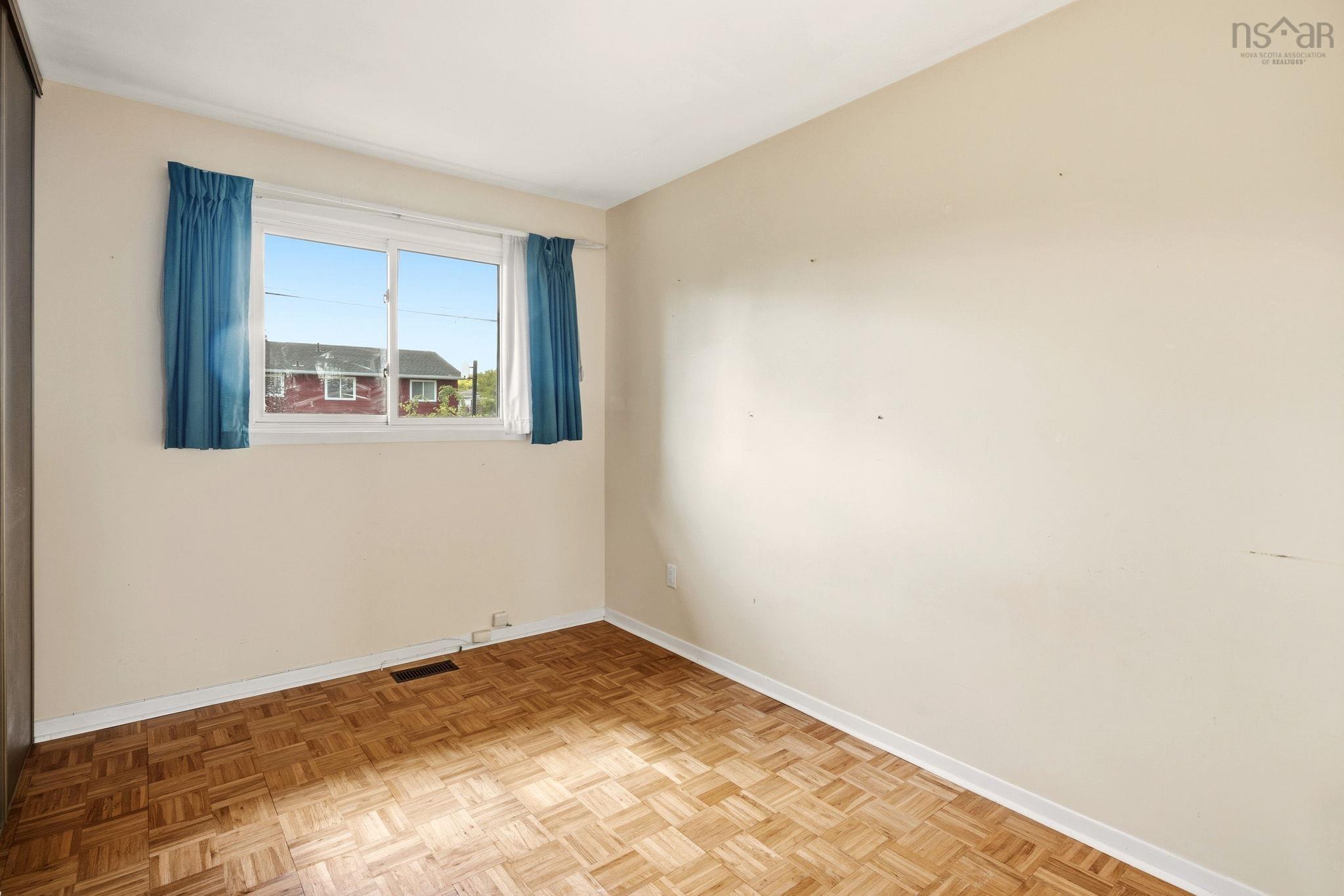View image 18