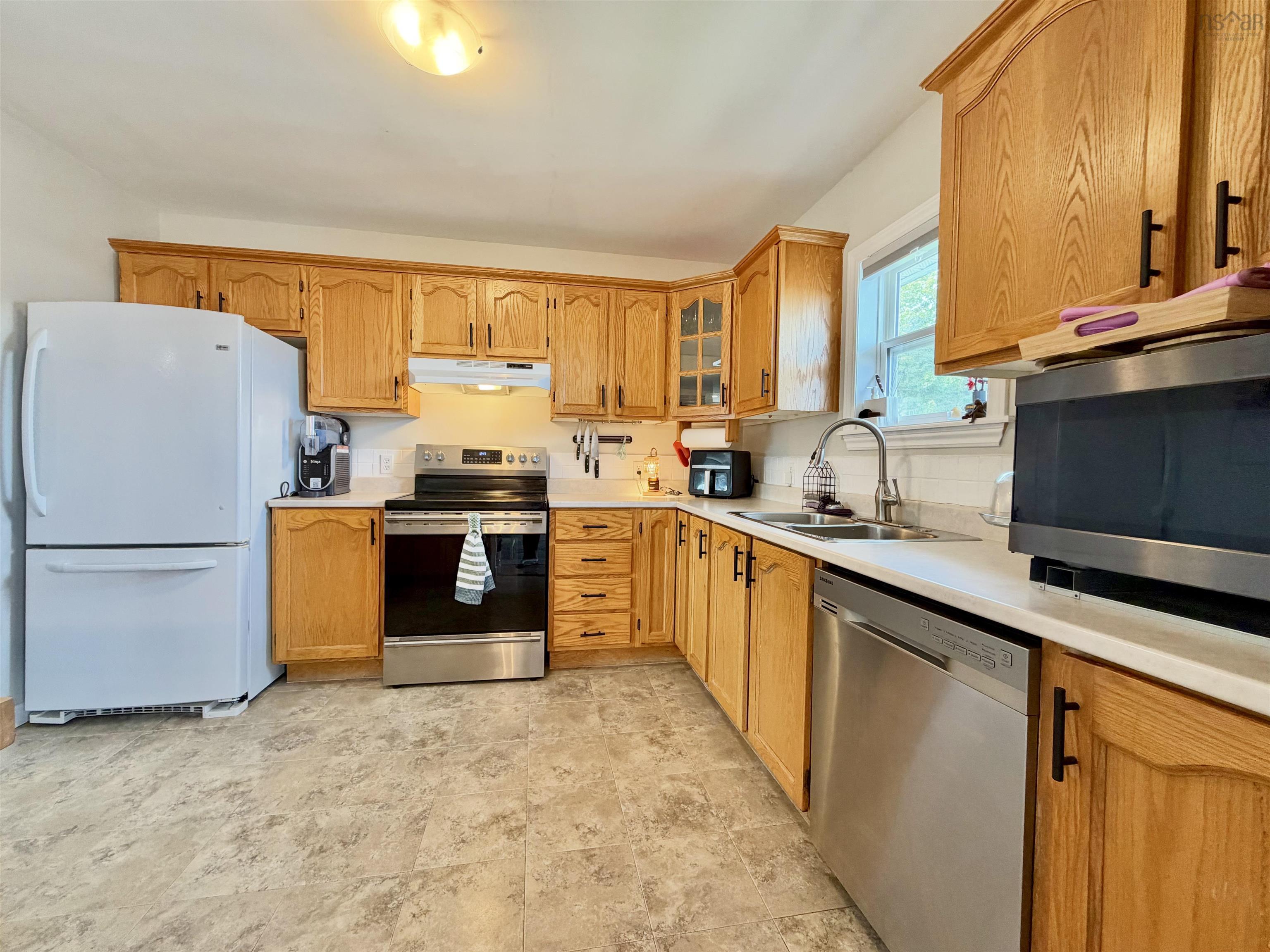 View image 12