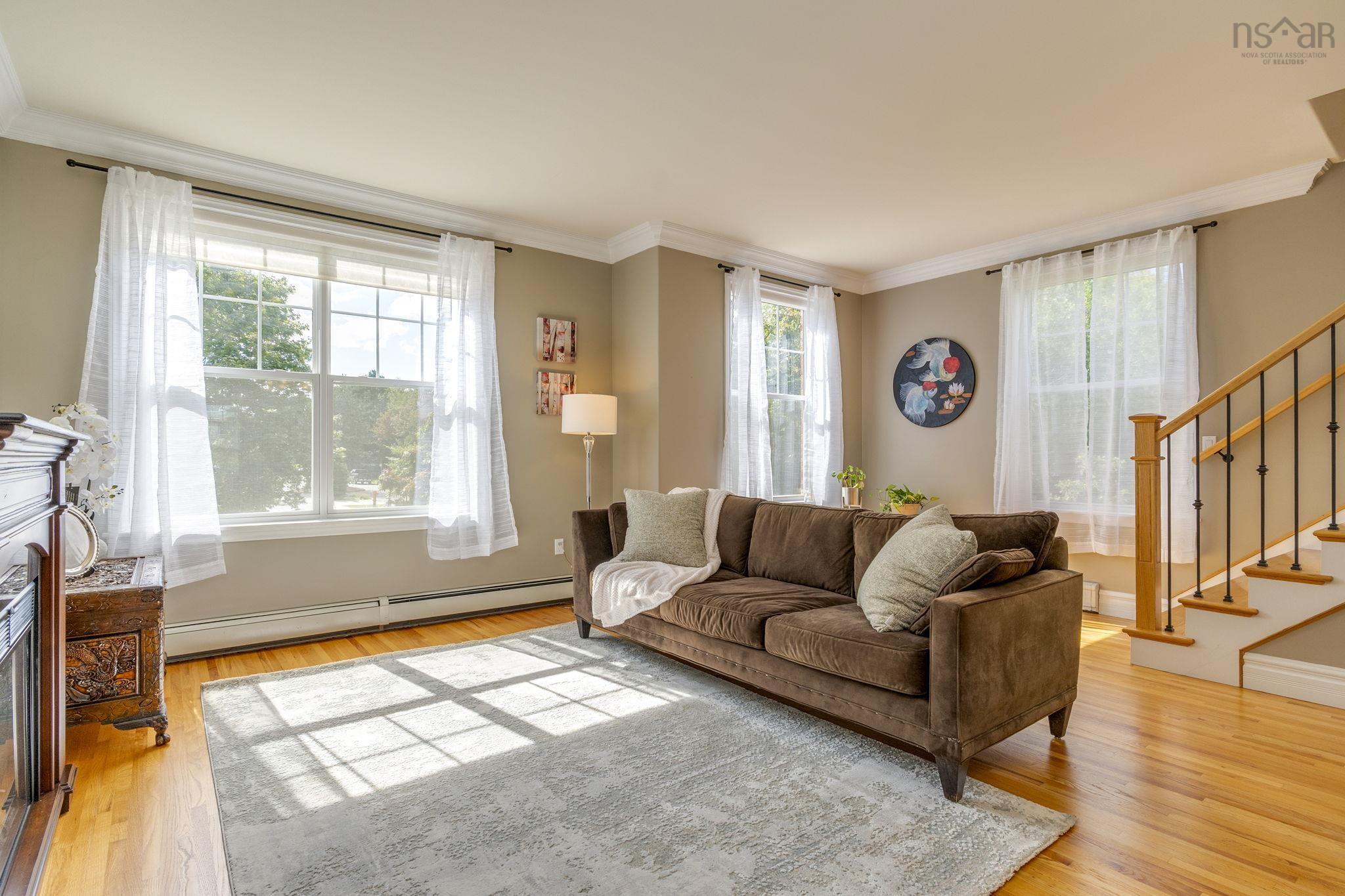 View image 9