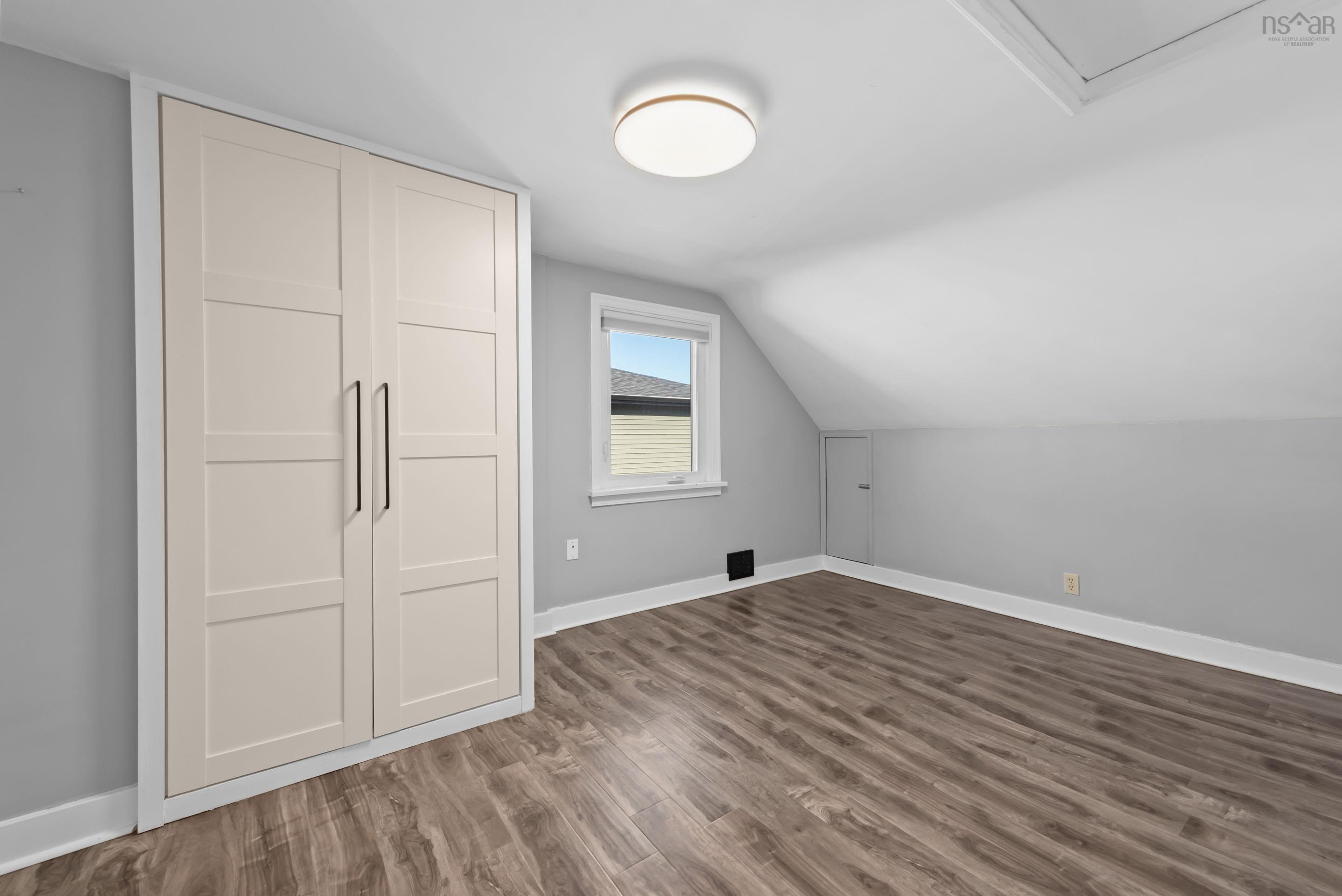 View image 15