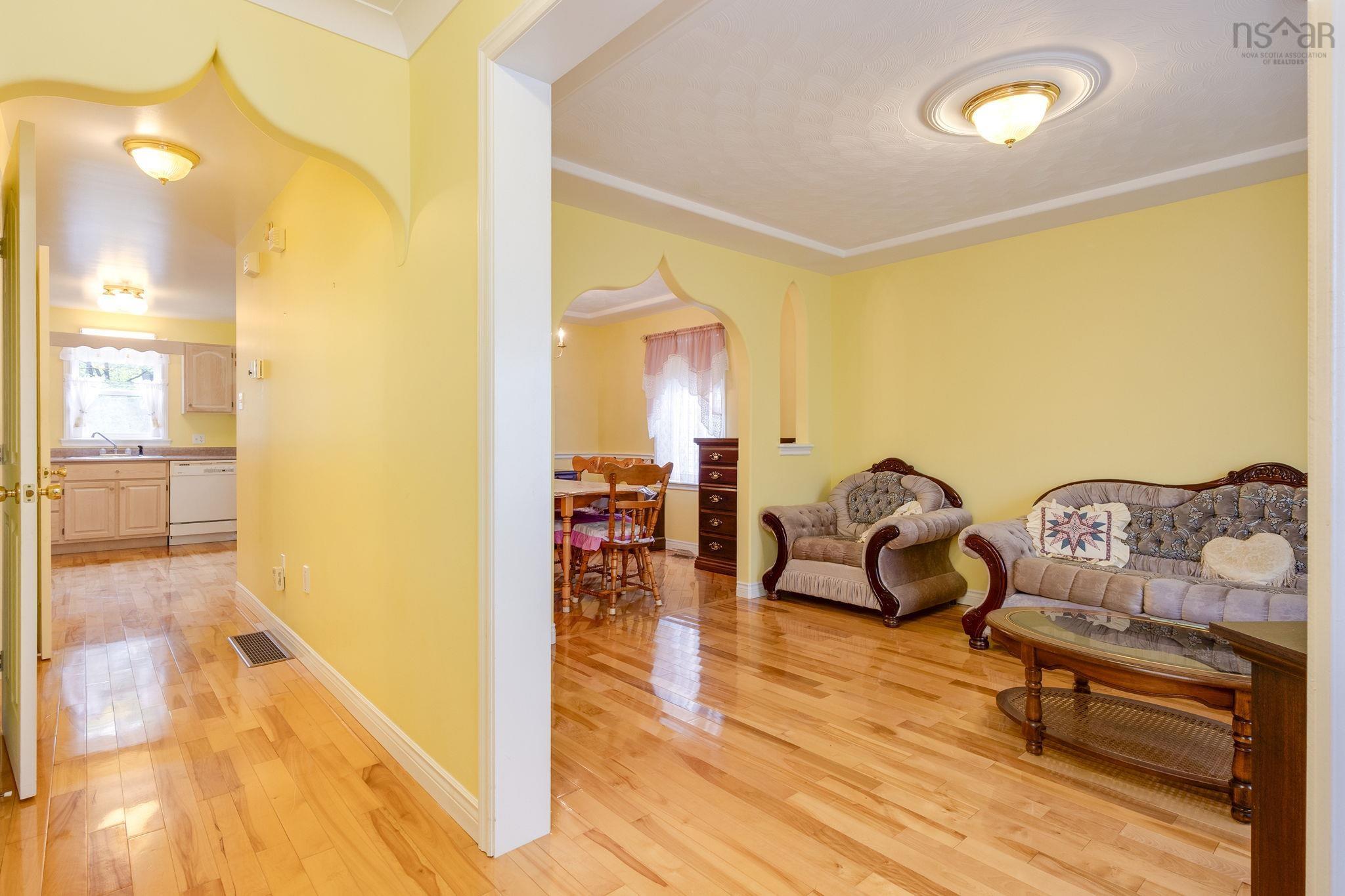 View image 9