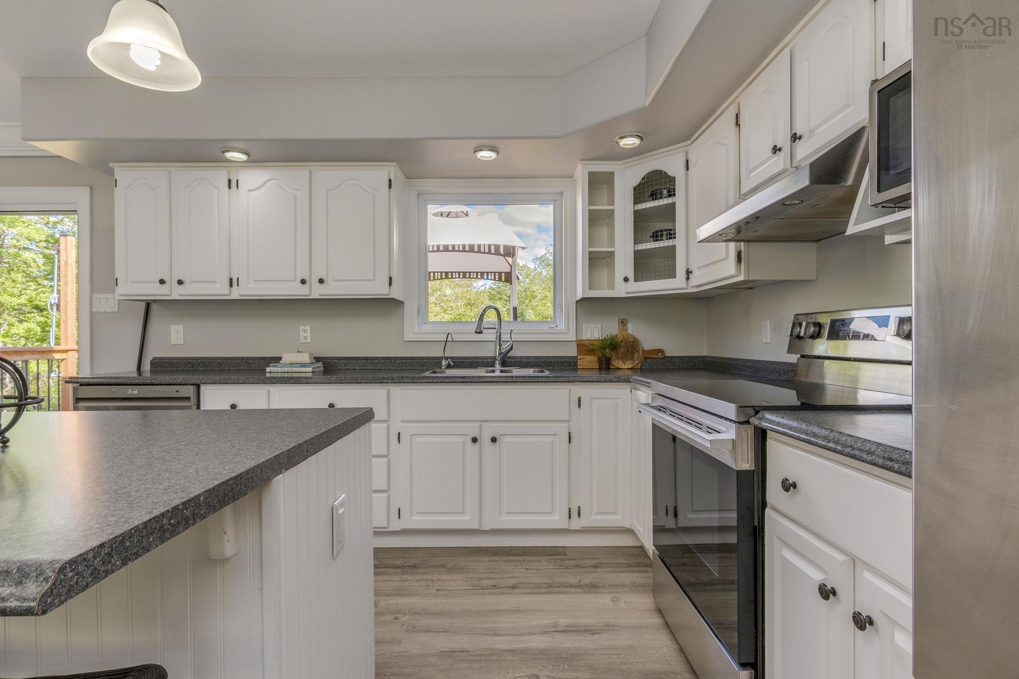 View image 9