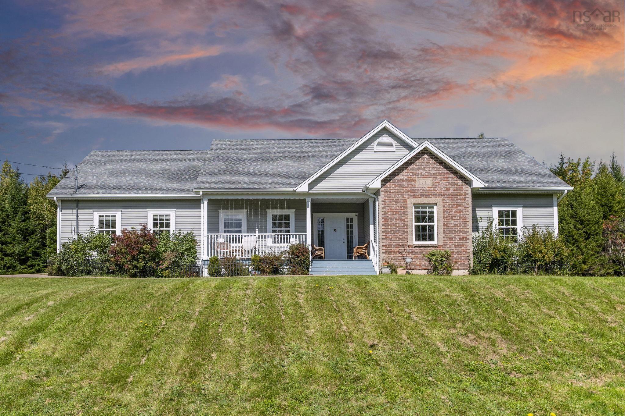 Thumbnail image for 71 Valerie Court MLS<sup>®</sup> 202624293