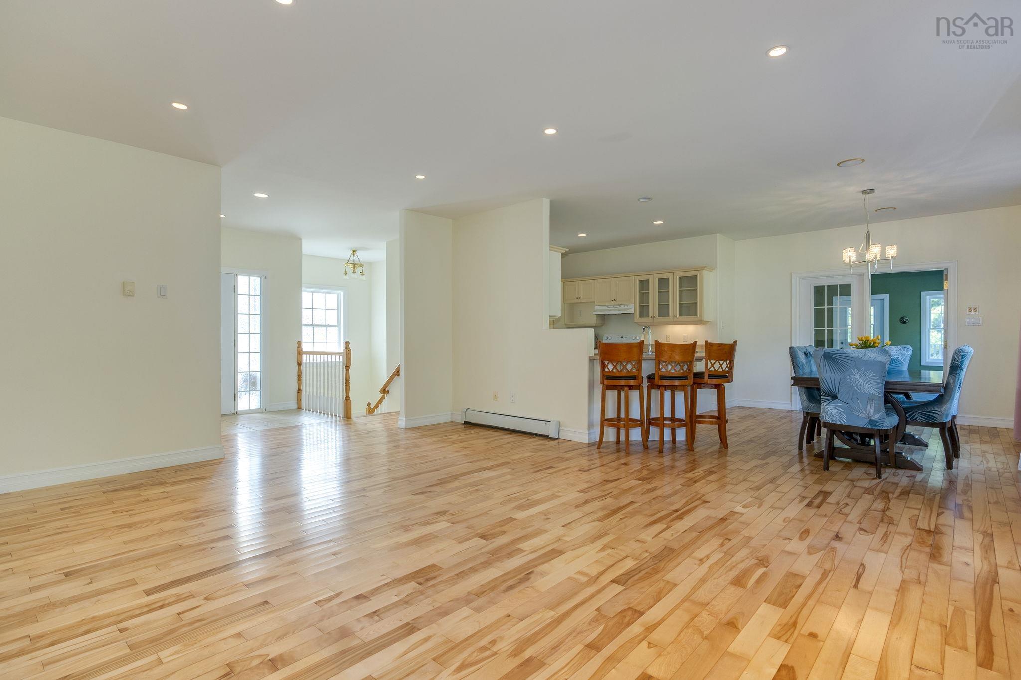 View image 11