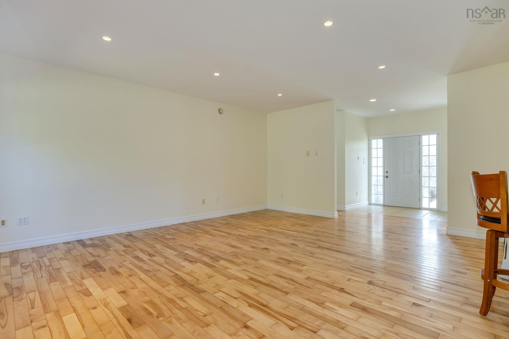 View image 12
