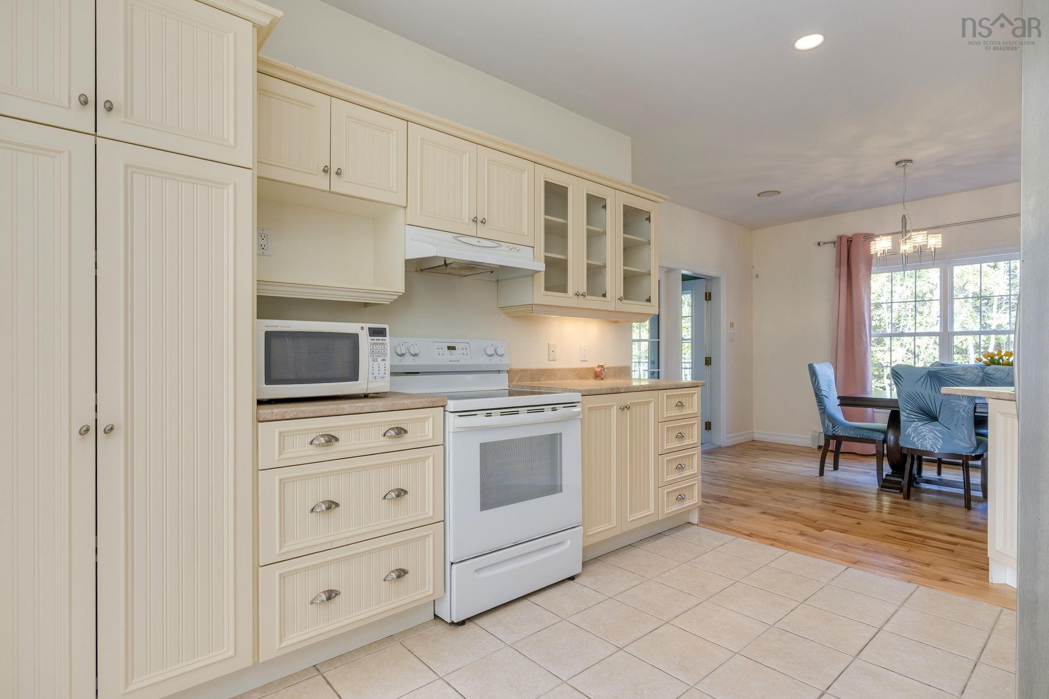 View image 18