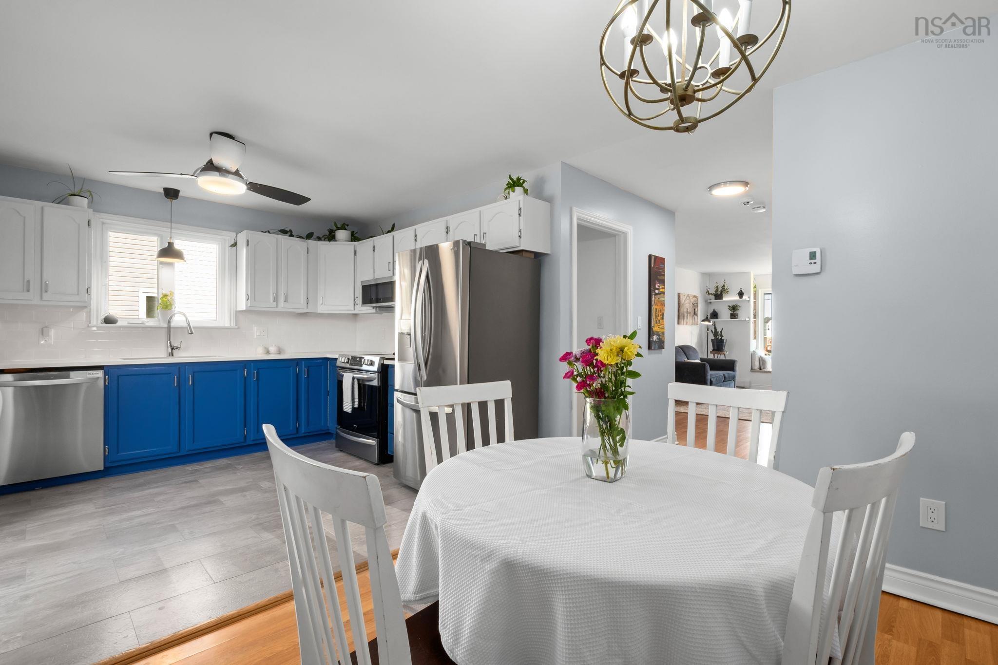 View image 11