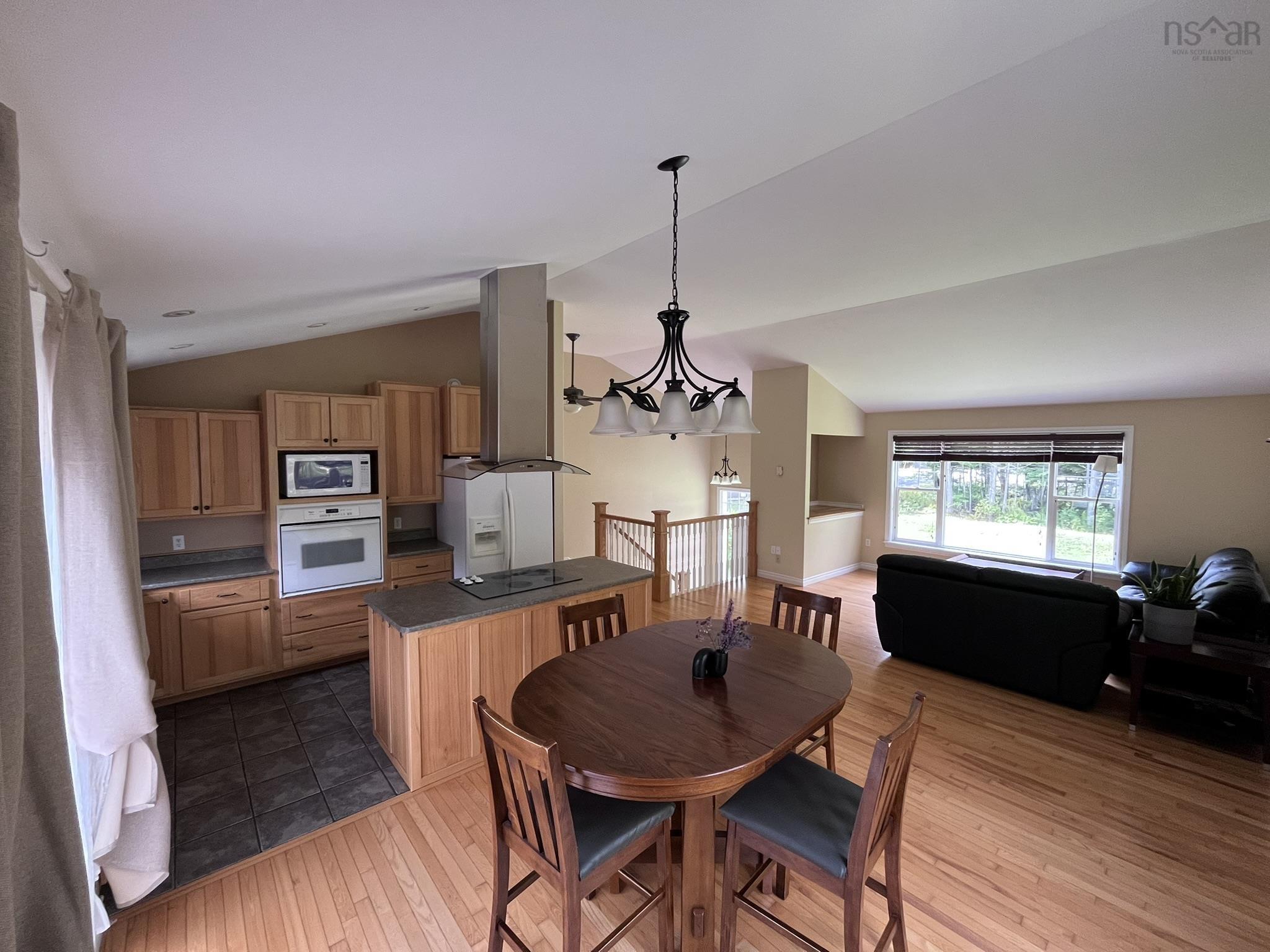 View image 8