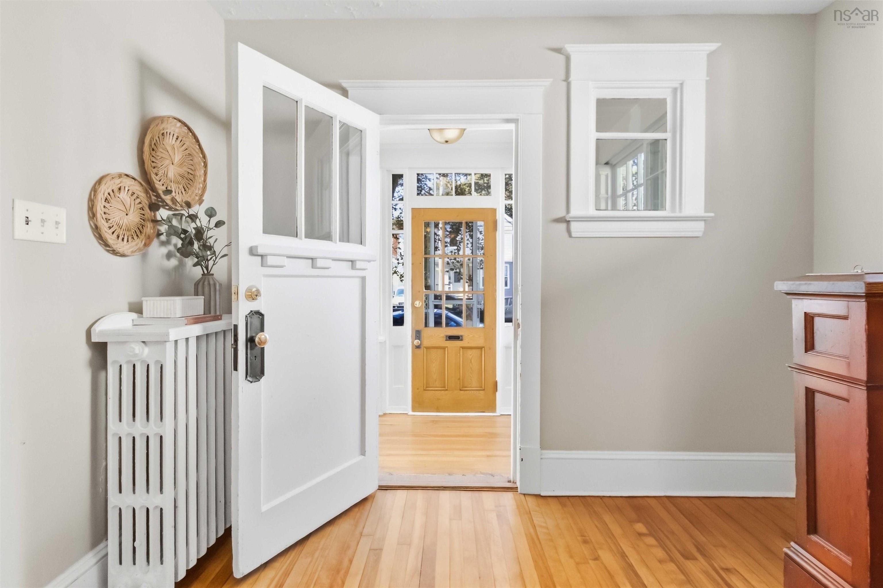 View image 11