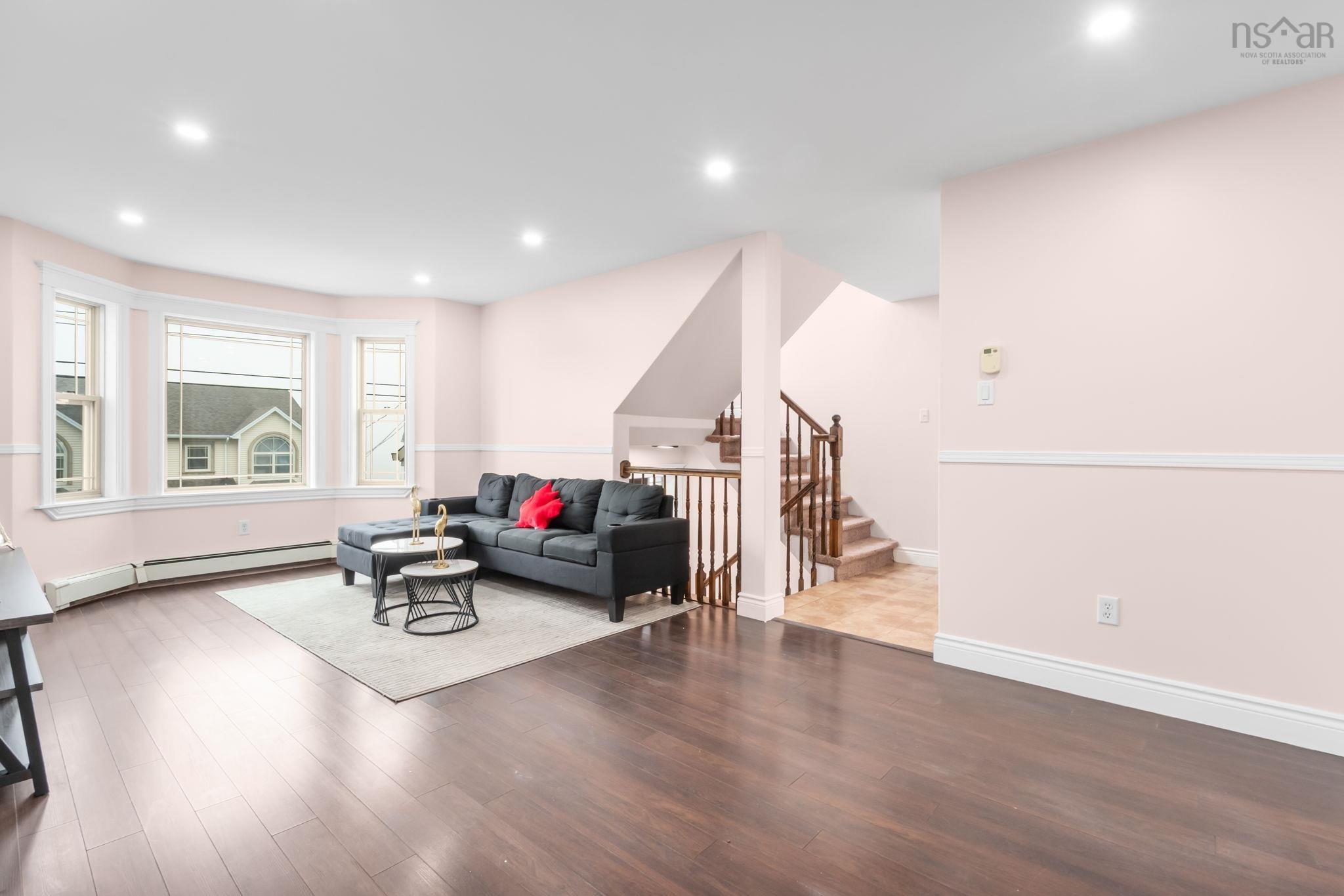 View image 6