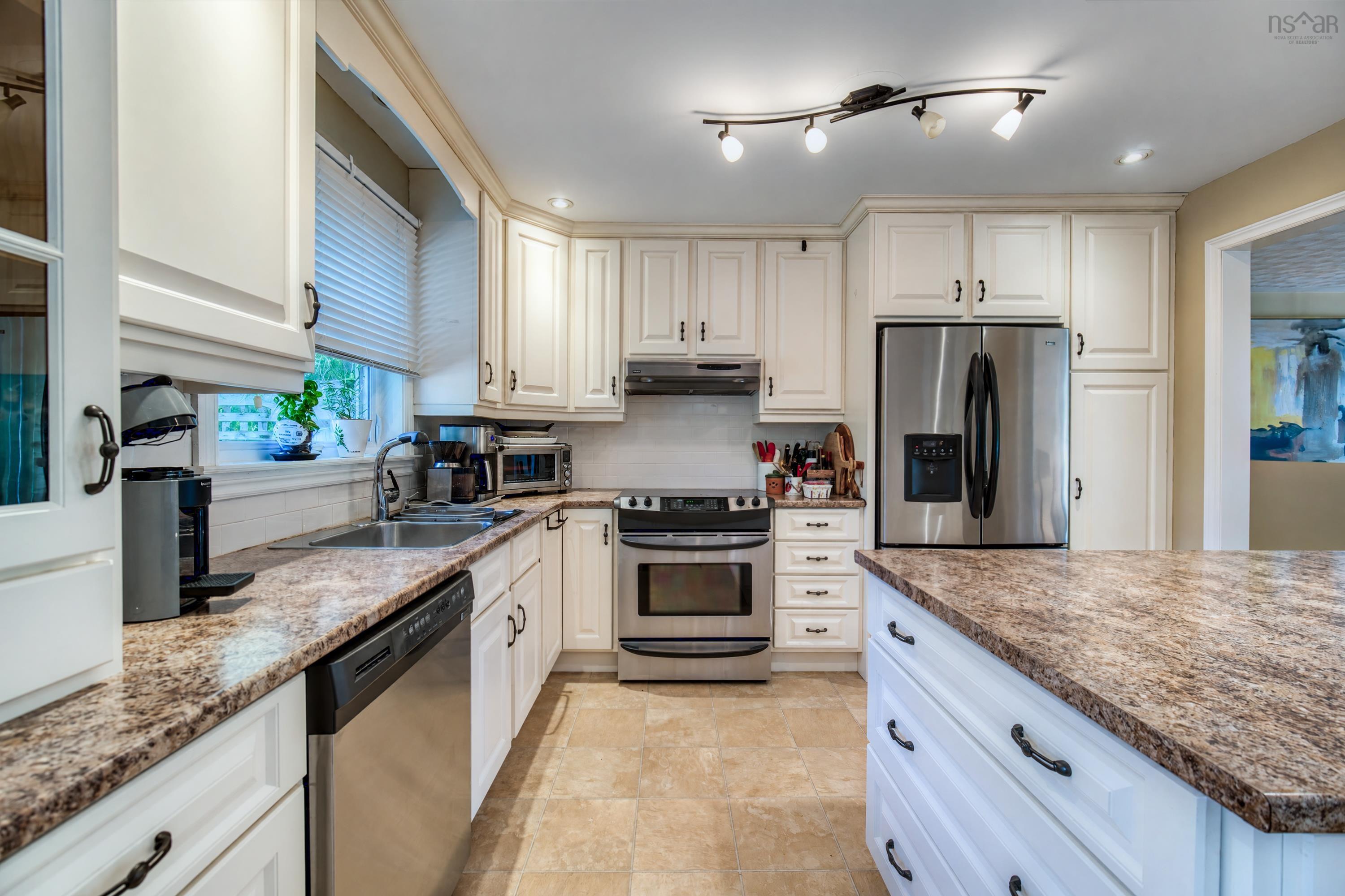 View image 16