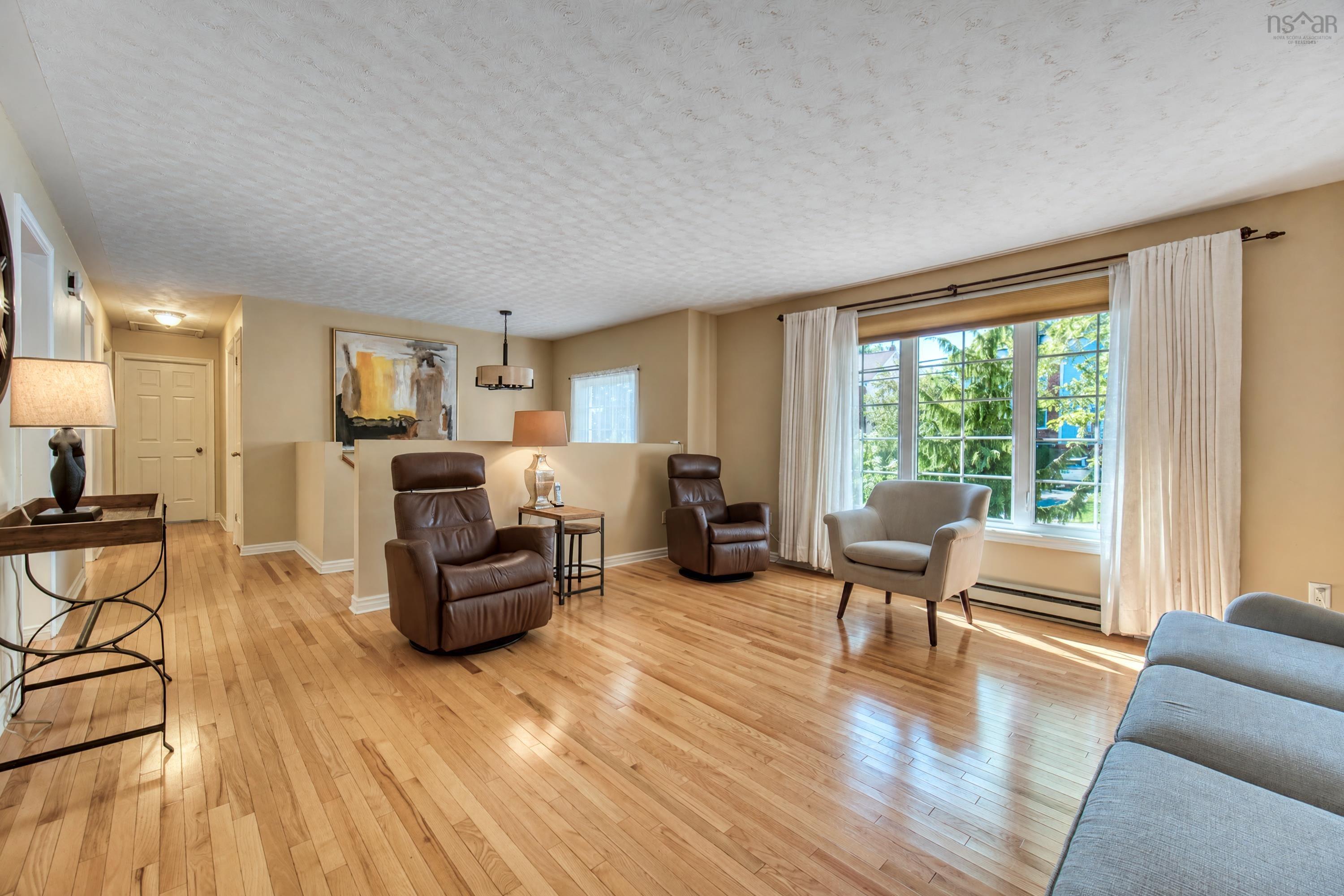 View image 9