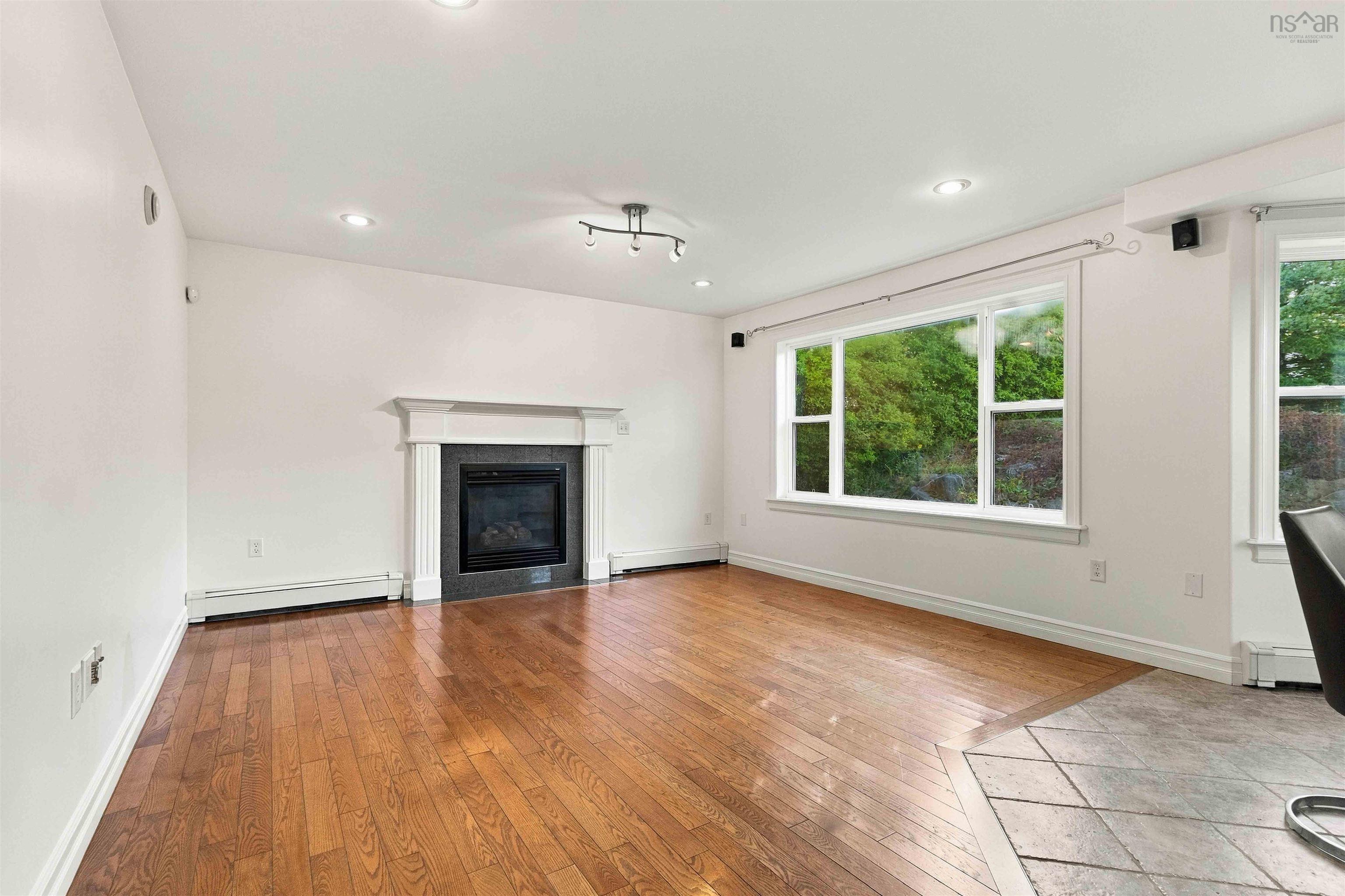 View image 10