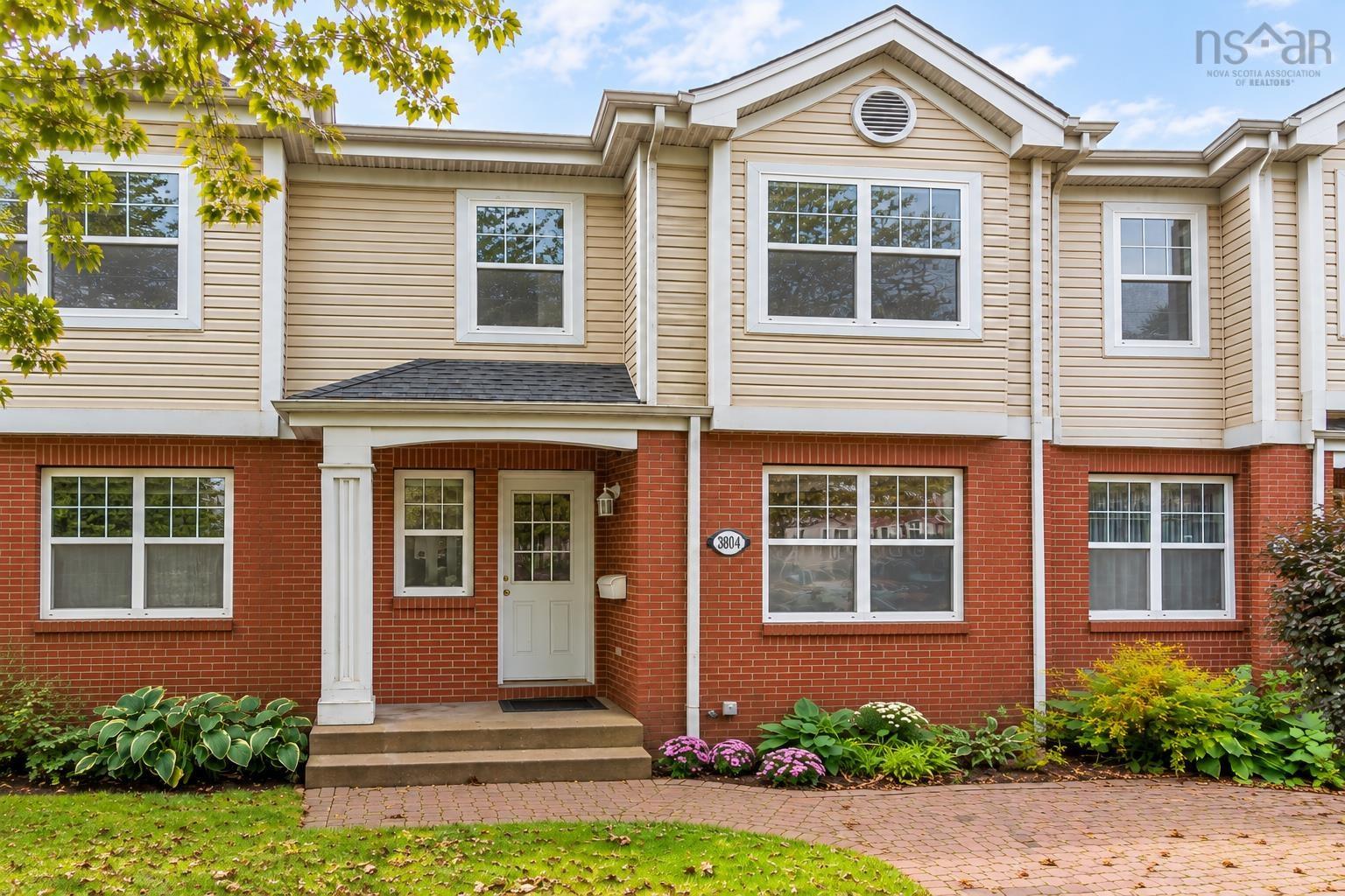 Thumbnail image for 3804 Memorial Drive MLS<sup>®</sup> 202624375