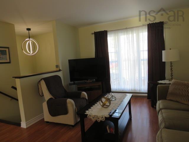 View image 11