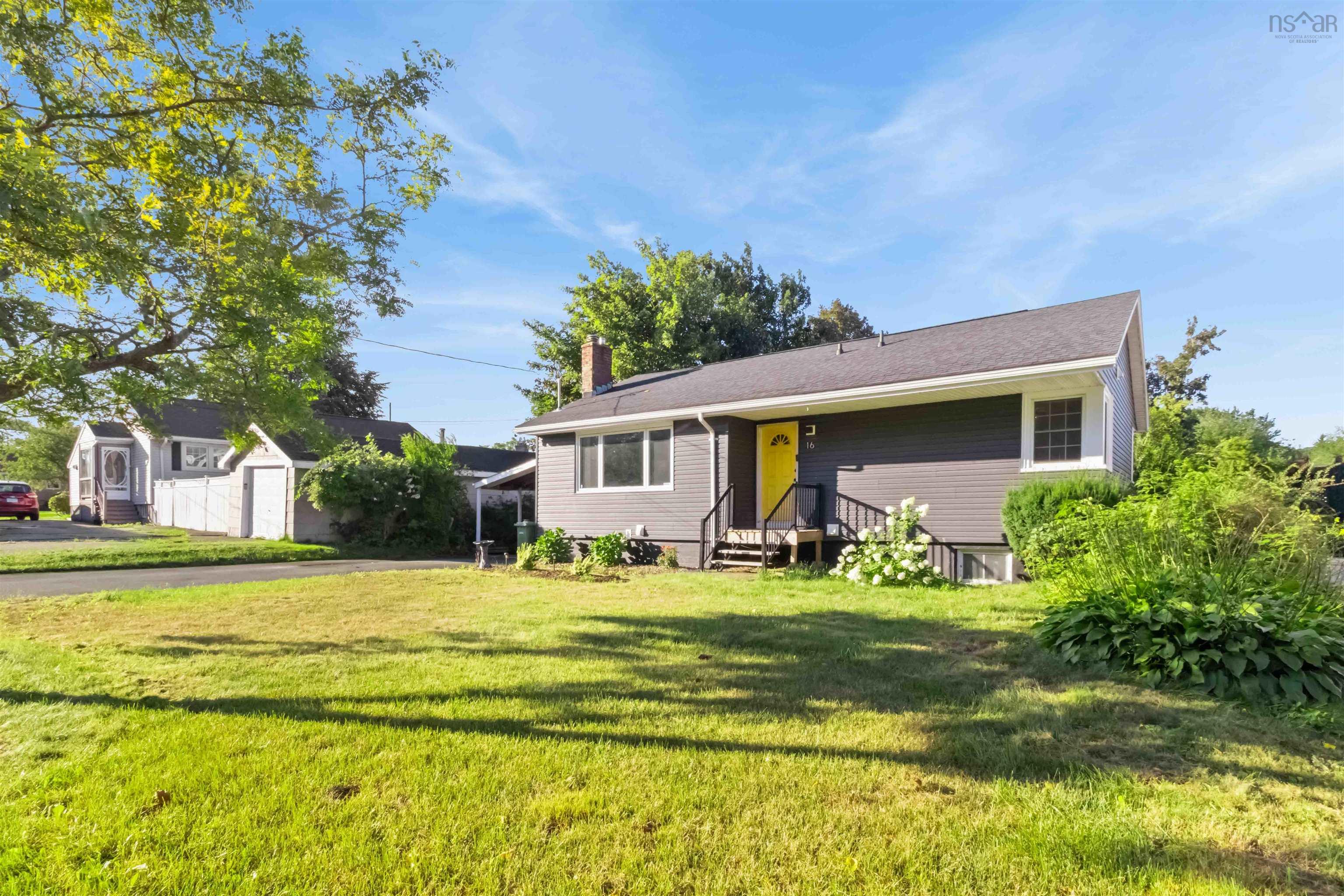 Thumbnail image for 16 Bowser Avenue MLS<sup>®</sup> 202624397