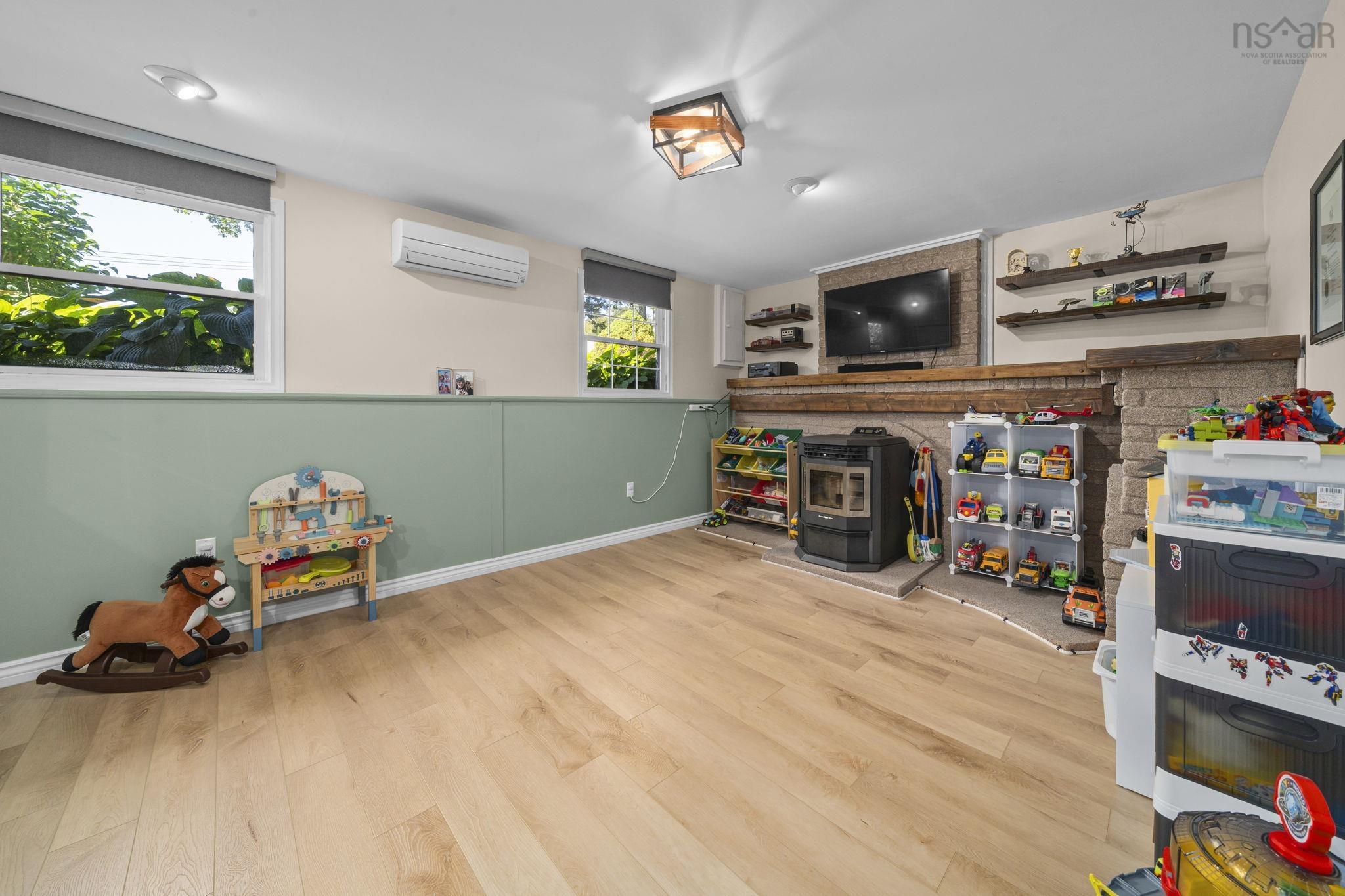 View image 21