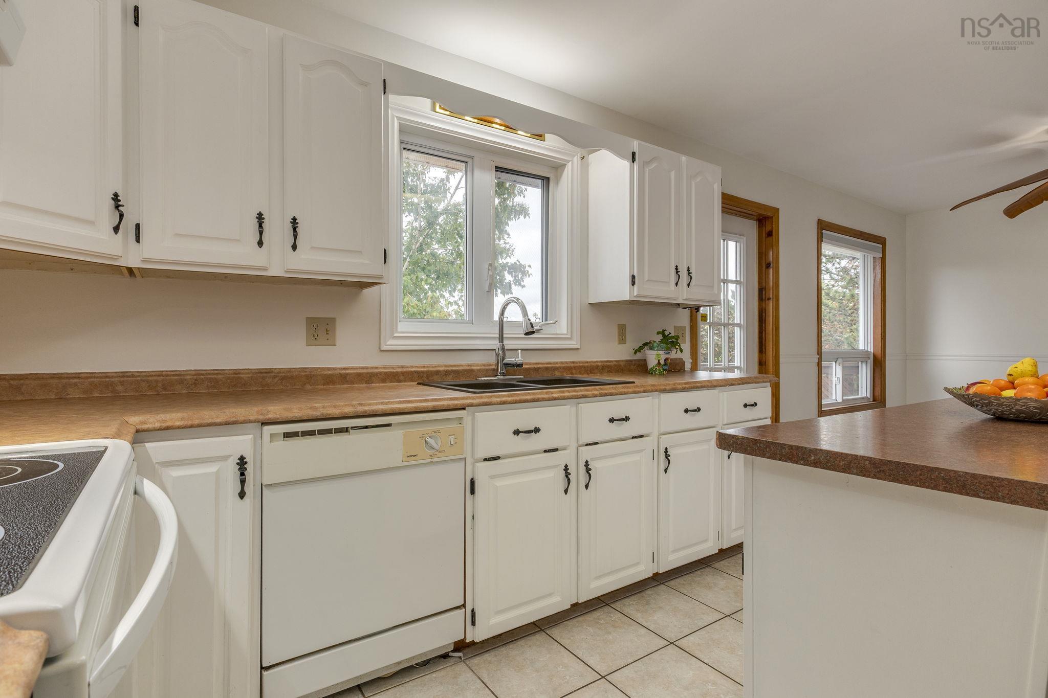 View image 12