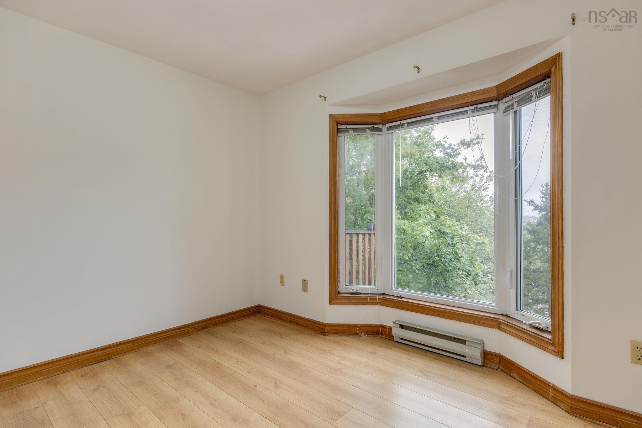 View image 18