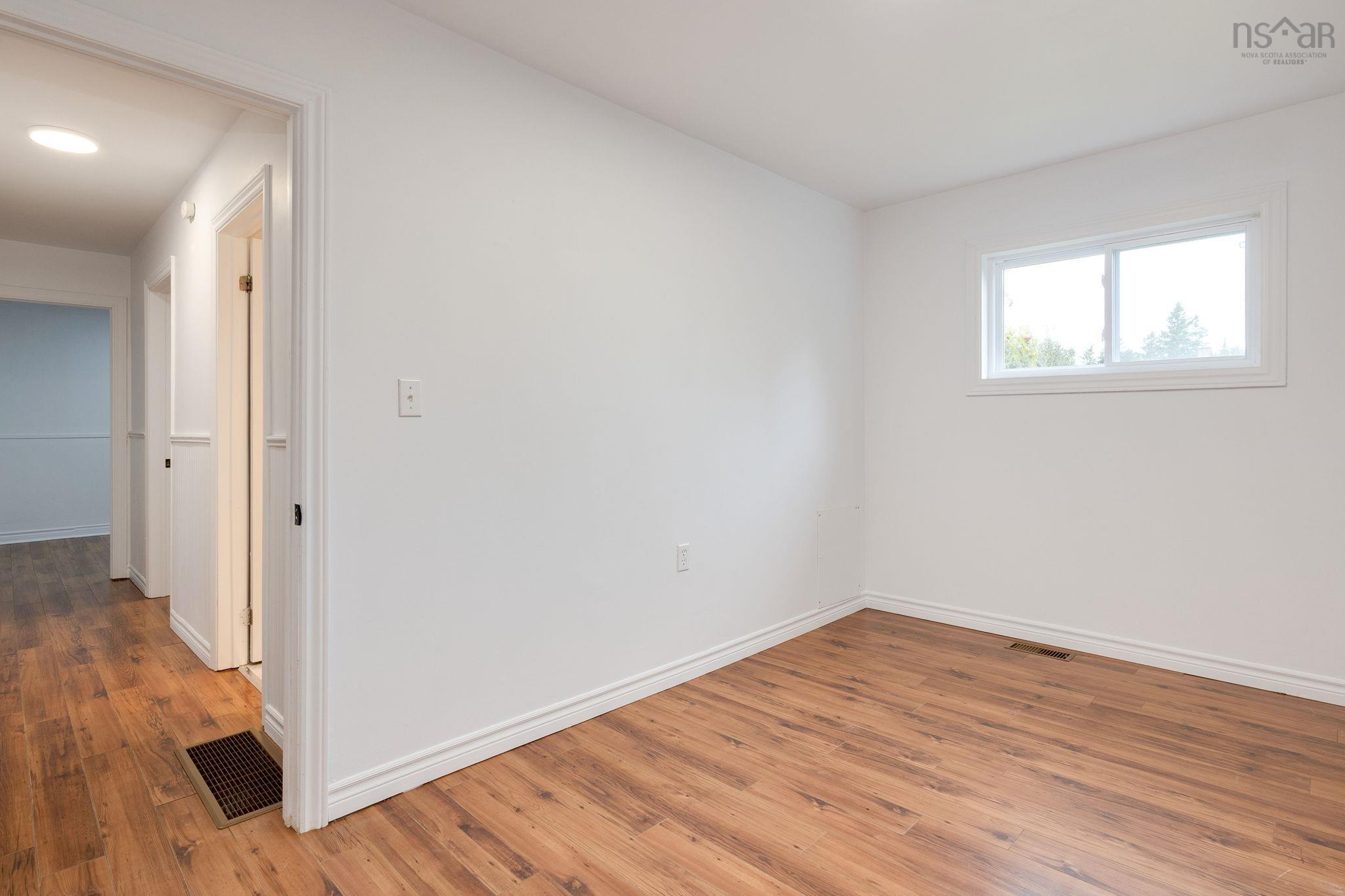 View image 9