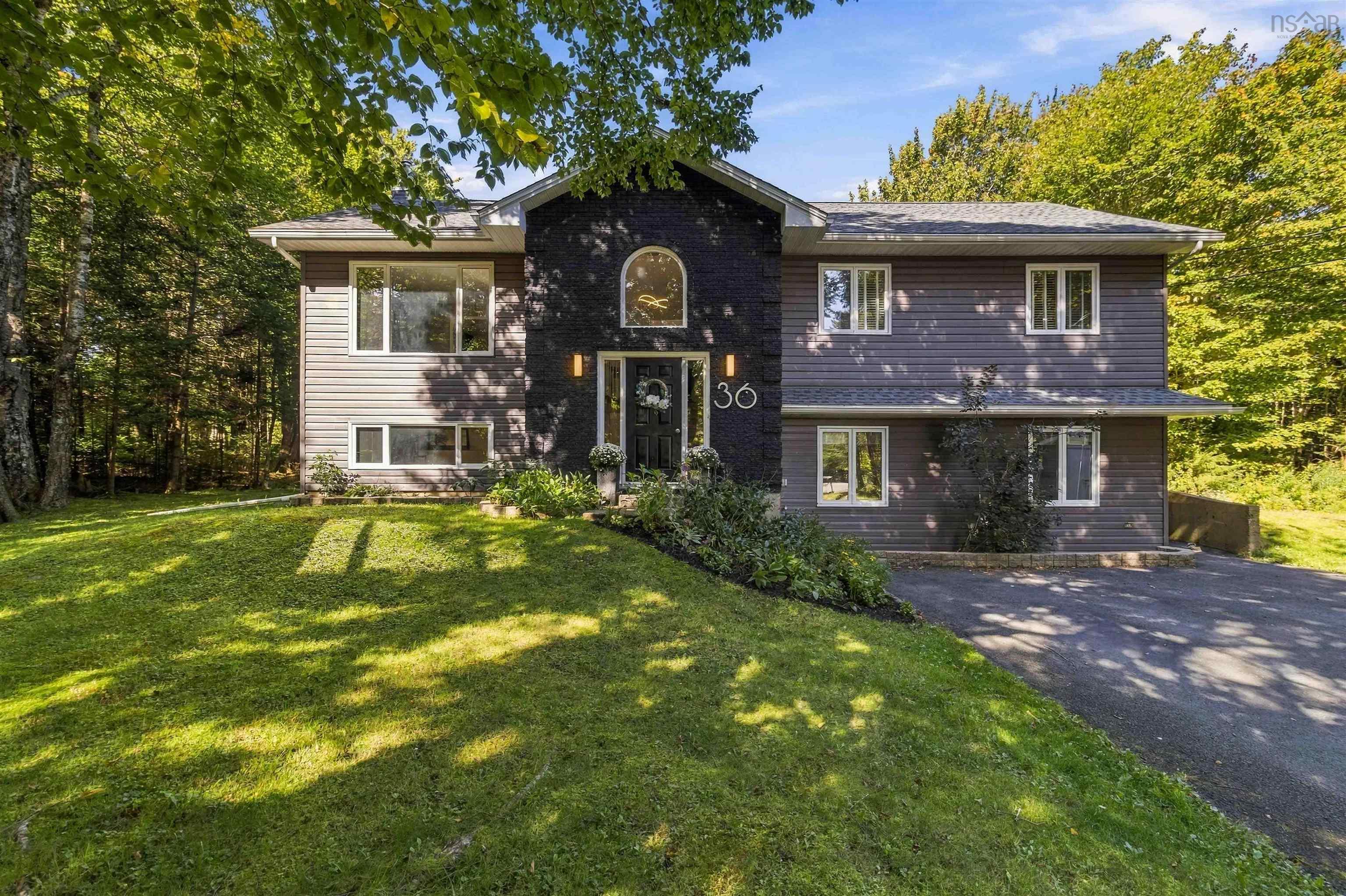 Thumbnail image for 36 Sime Court MLS<sup>®</sup> 202624440