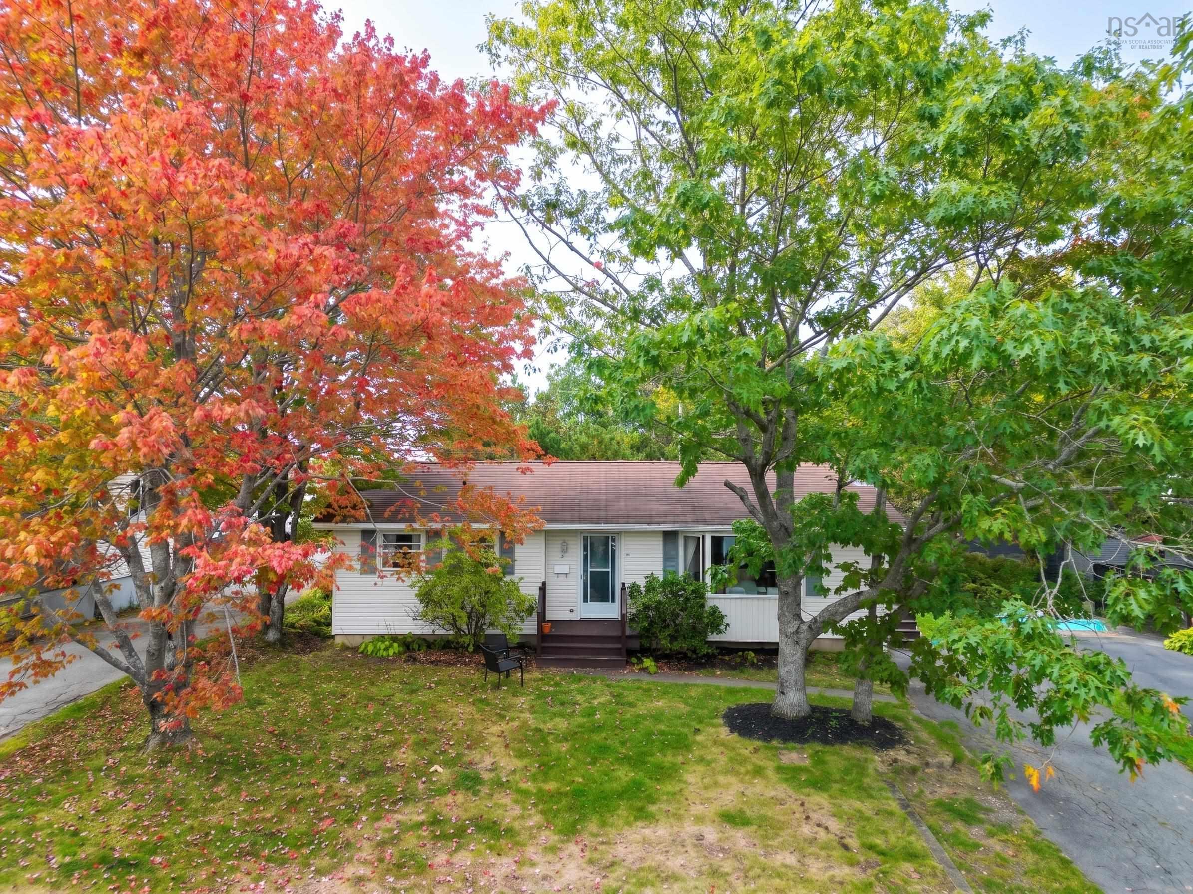 Thumbnail image for 7 HAVILAND Street MLS<sup>®</sup> 202624453