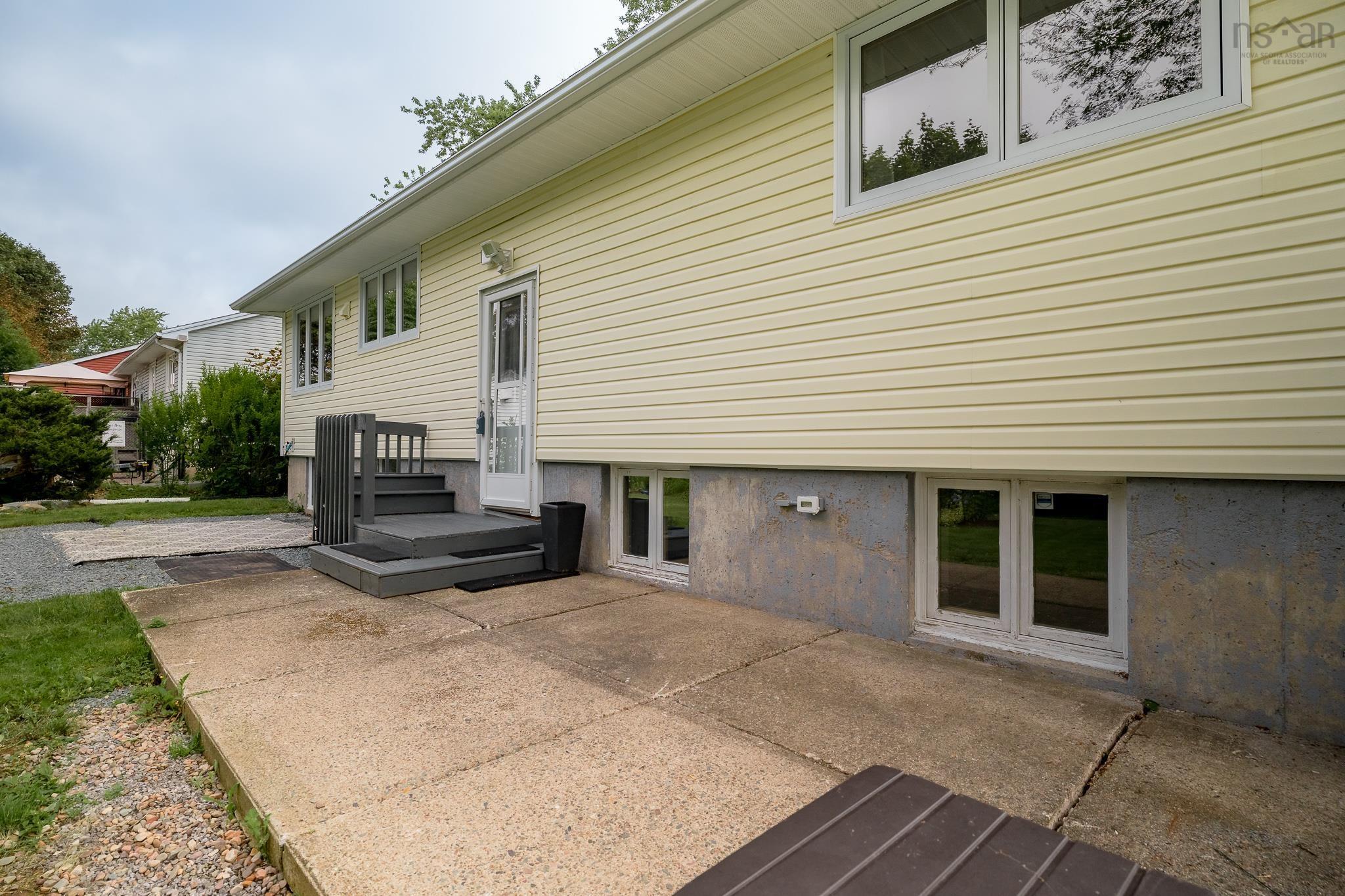 View image 32