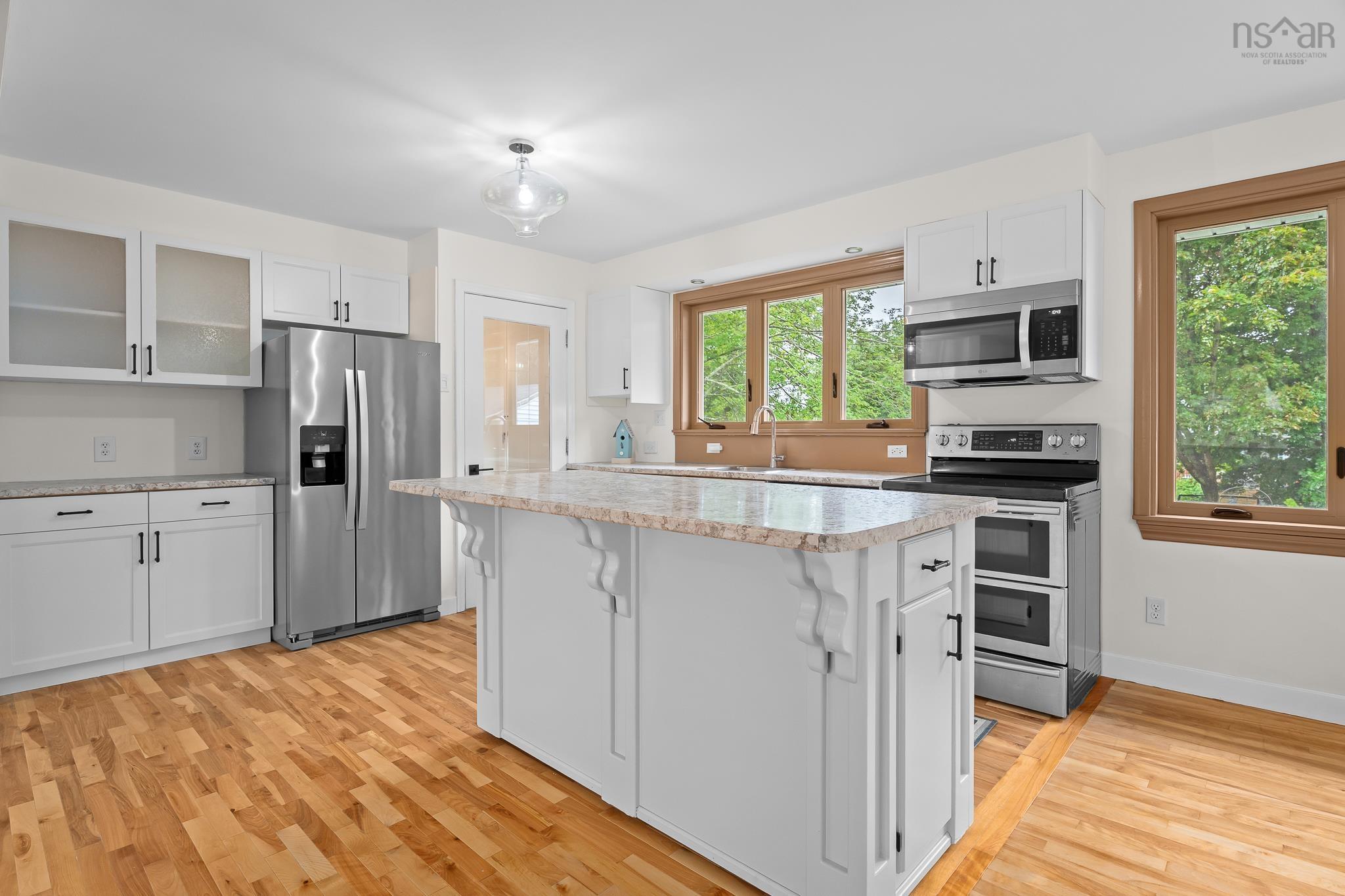 View image 9