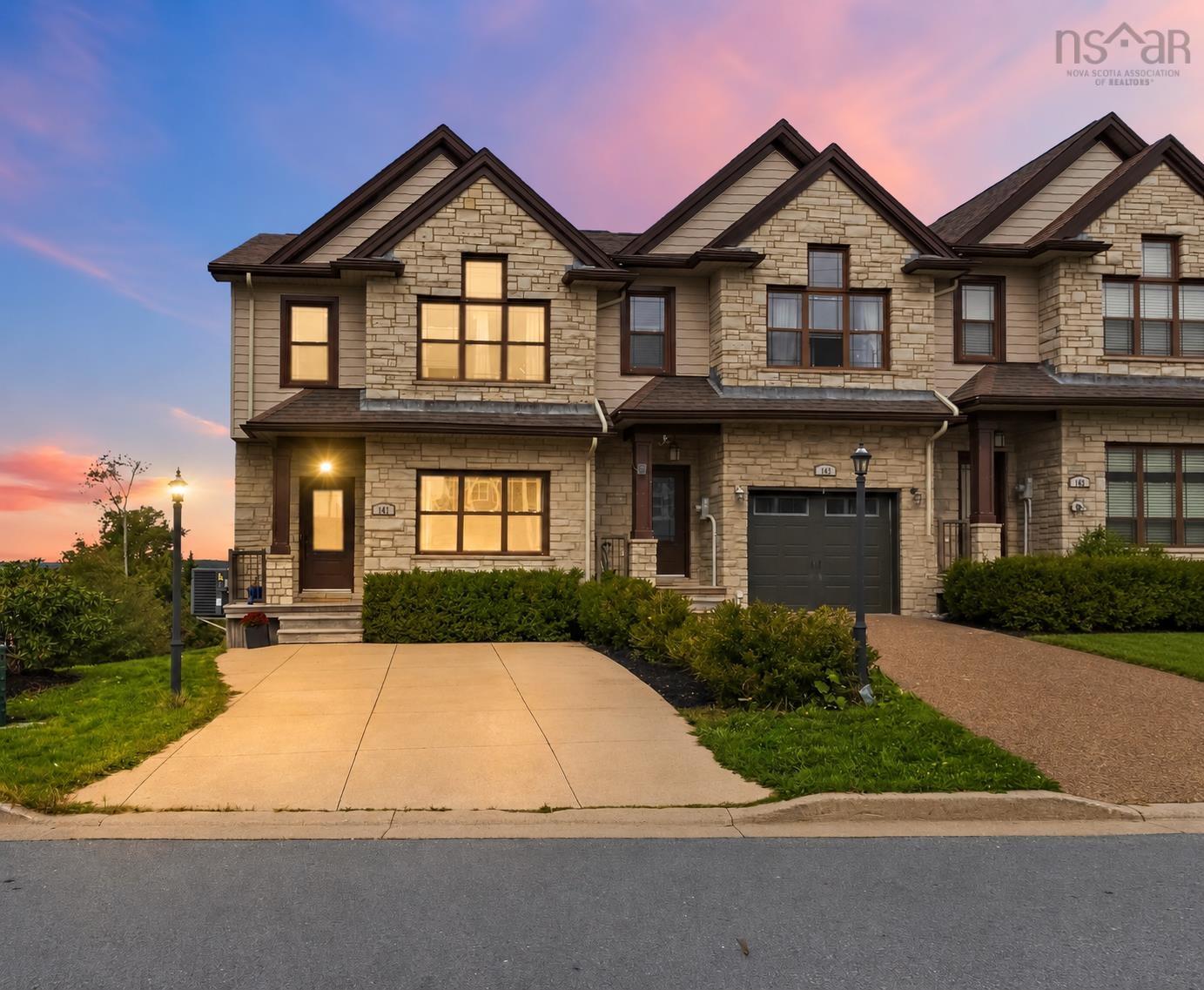 Thumbnail image for 147 Maple Grove Avenue MLS<sup>®</sup> 202624465