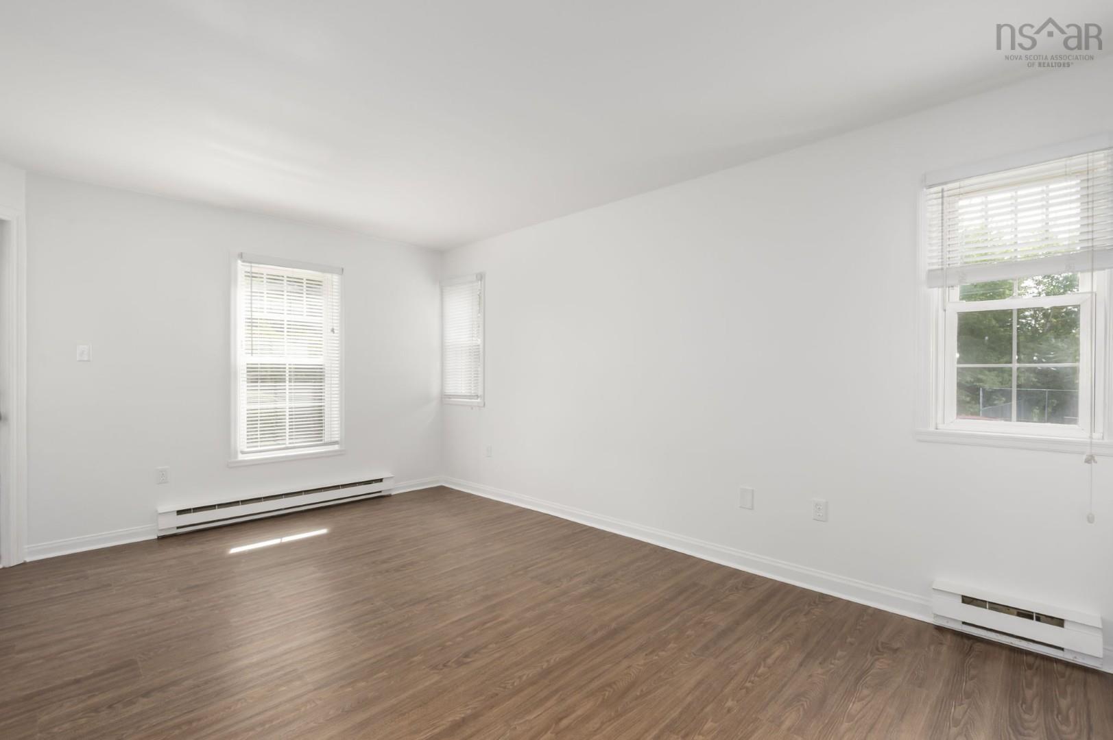View image 18