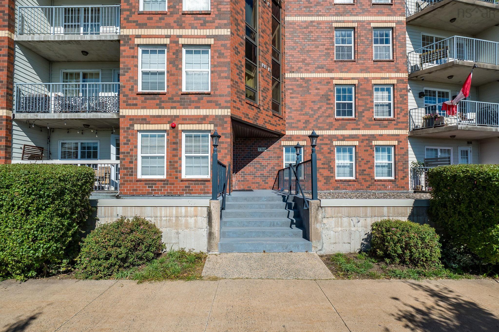 View image 25